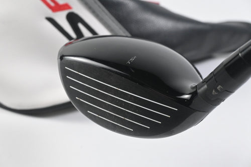 Titleist TSR2 #5 Wood / 18 Degree / X-Flex Graphite Design Tour AD UB-7 Shaft