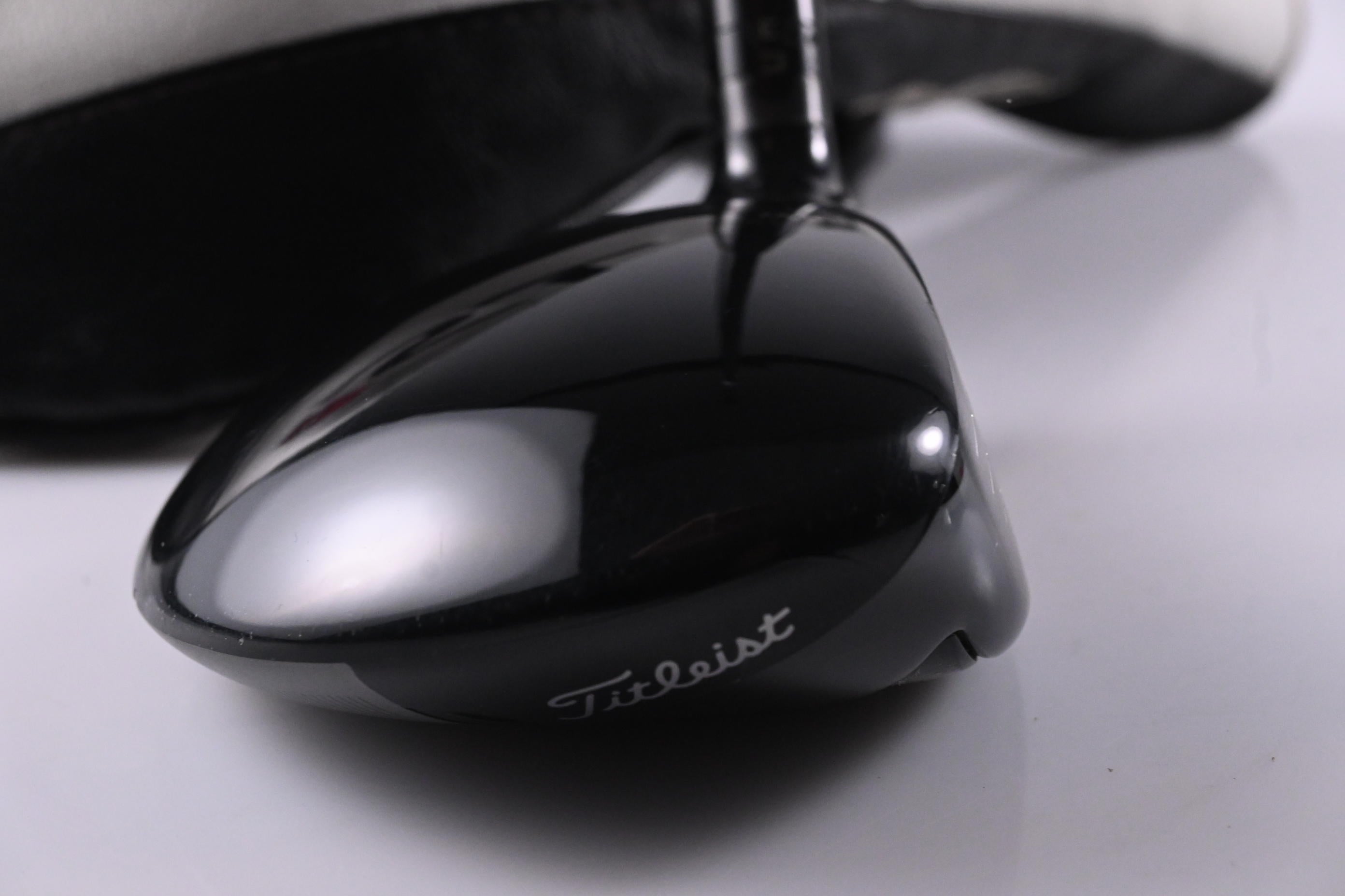 Titleist TSi2 #3 Wood / 16.5 Degree / Stiff Flex HZRDUS Smoke RDX Black 70 Shaft