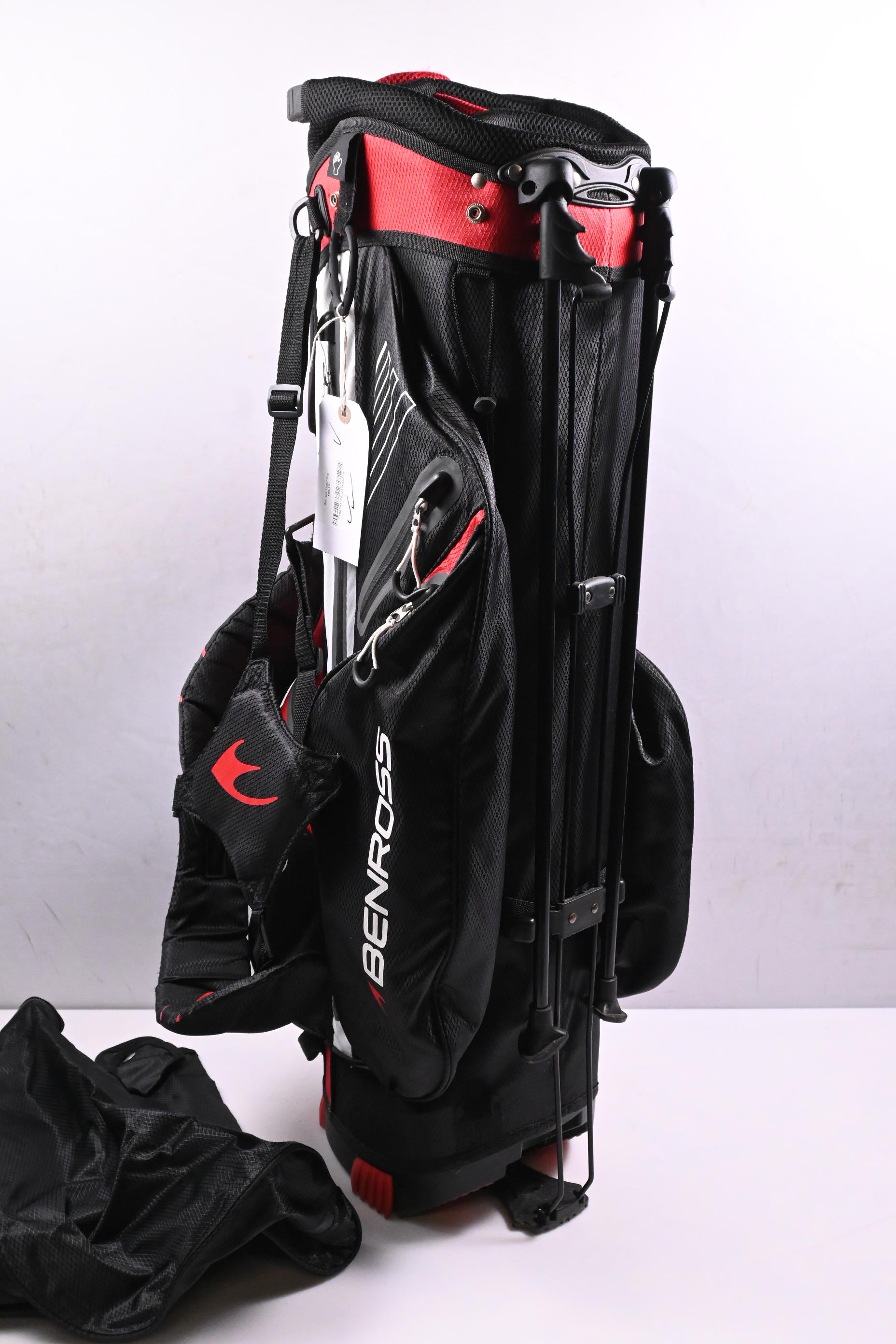 Benross Waterproof Stand Bag / 6-Way Divider / Black, White, Red