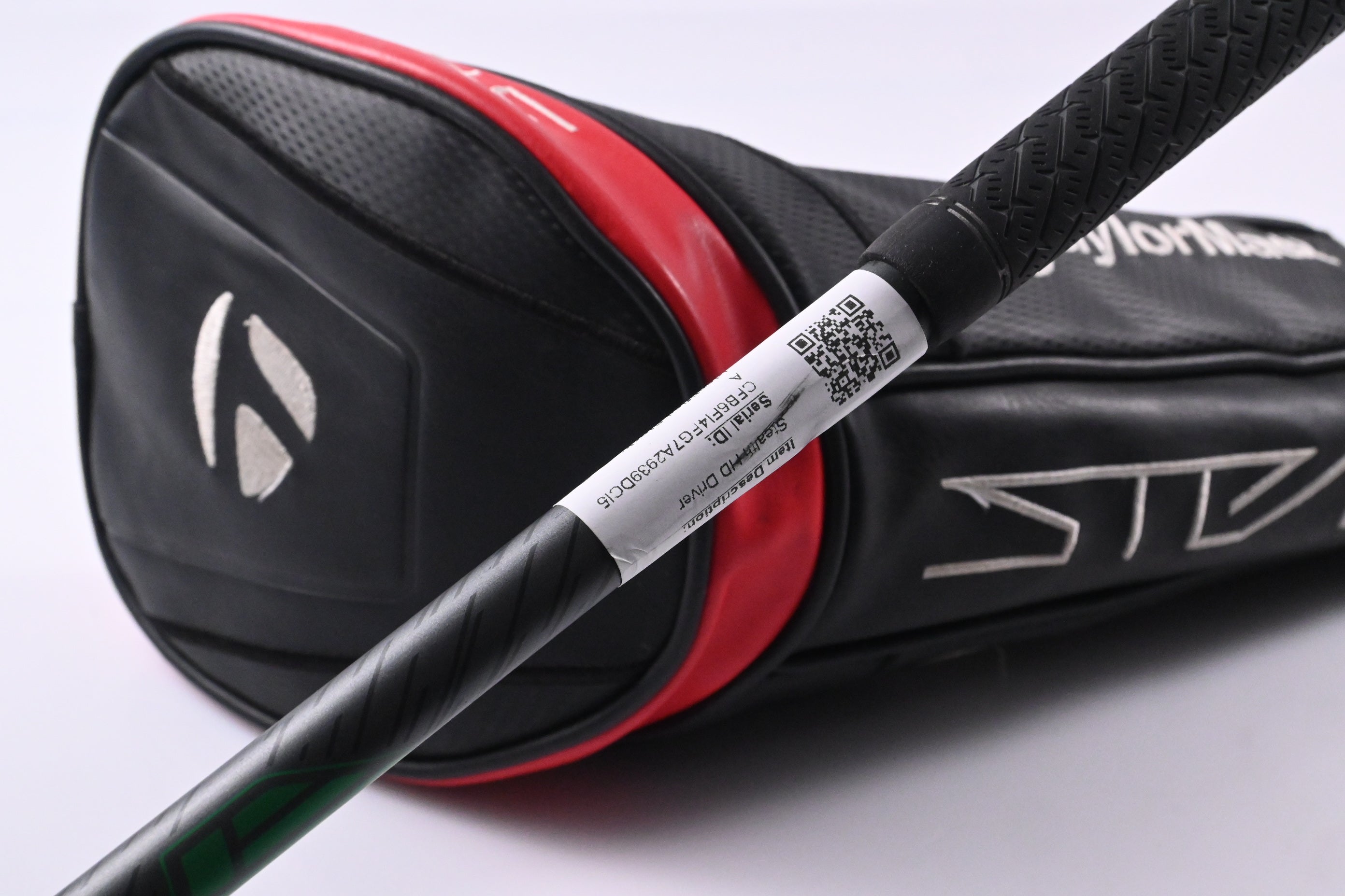 Taylormade Stealth HD Driver / 9 Degree / Regular Flex Aldila NV 55 Shaft