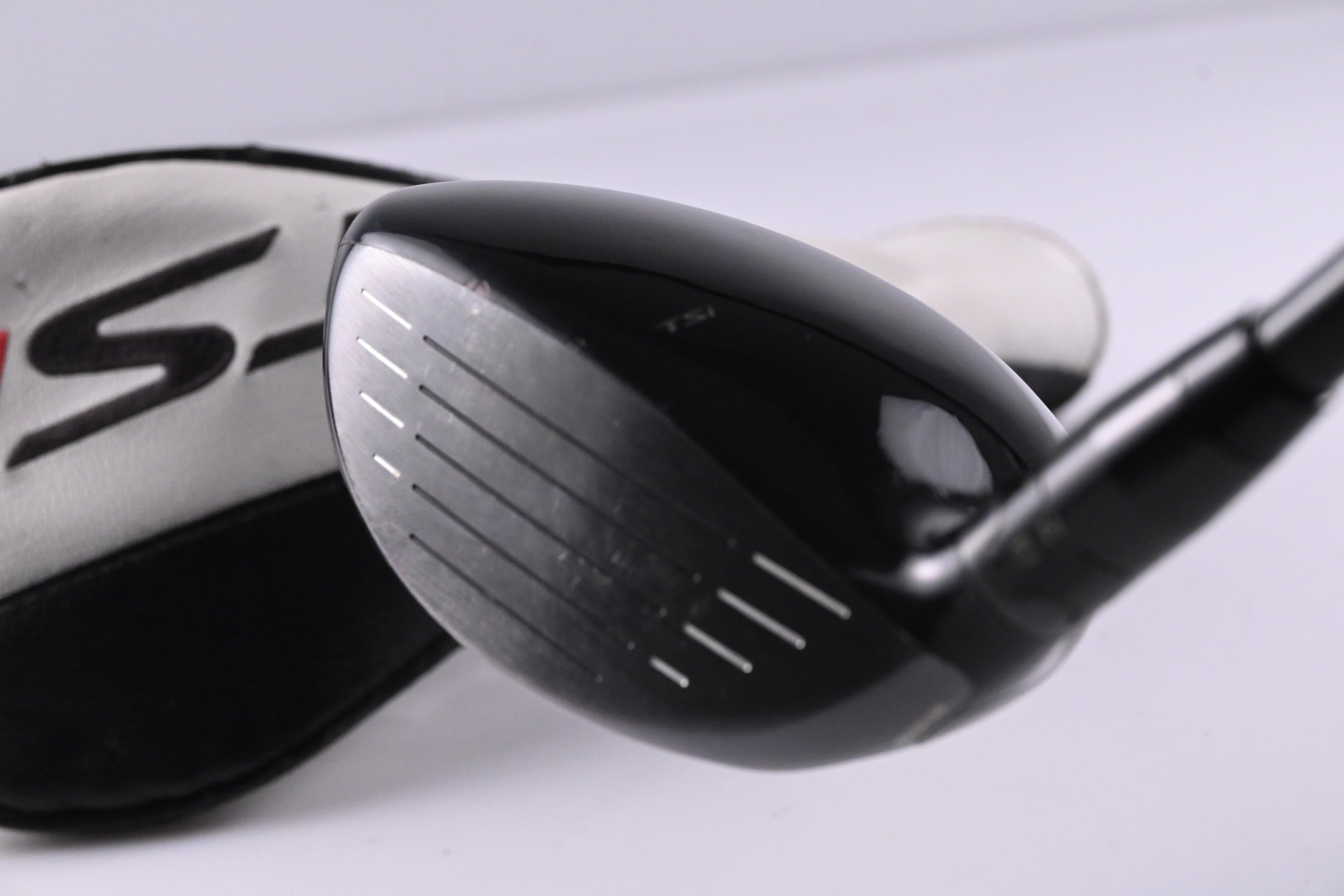 Titleist TSi2 #3 Wood / 16.5 Degree / Stiff Flex HZRDUS Smoke RDX Black 70 Shaft