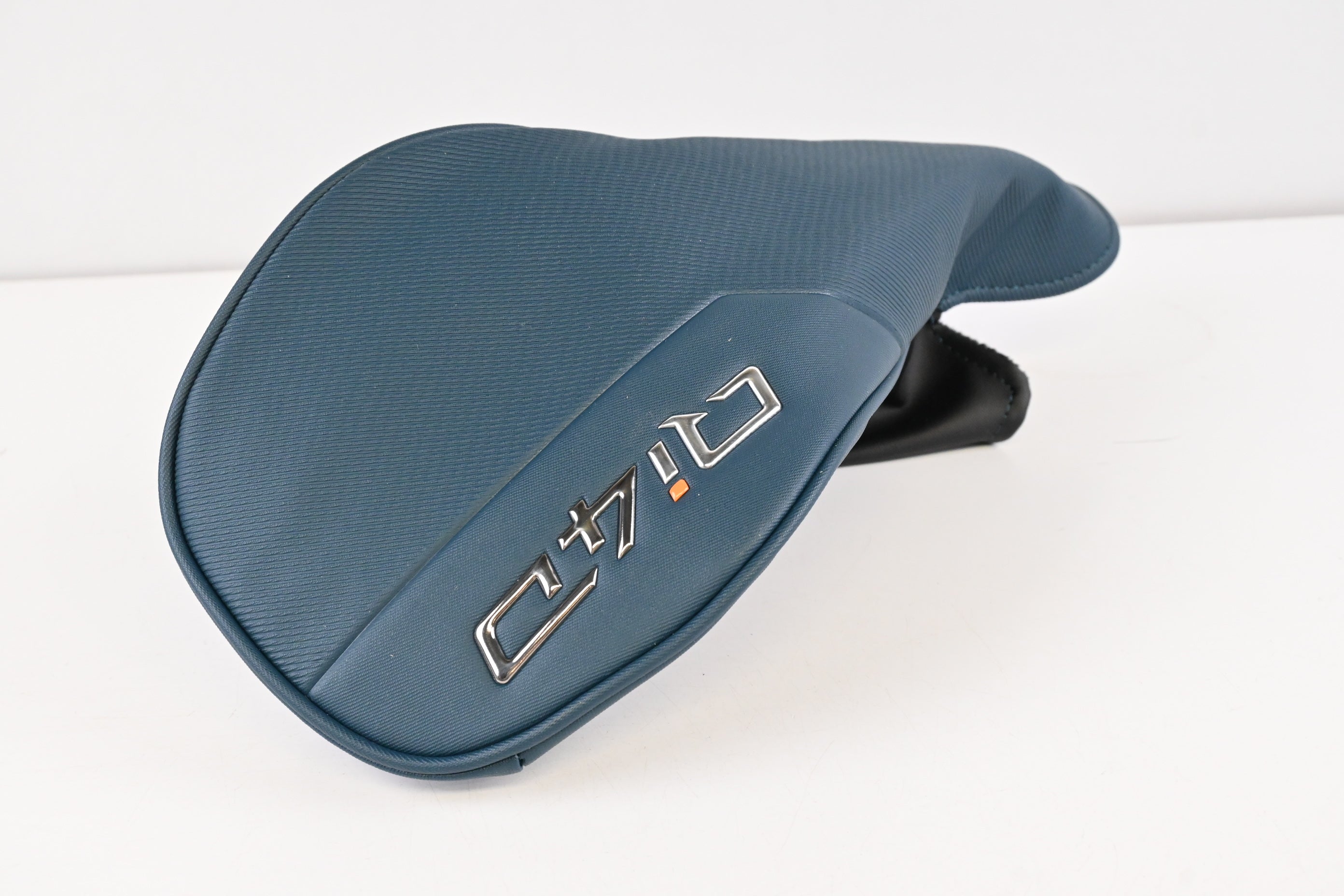 Taylormade Qi4D Driver / 10.5 Degree / Regular Flex Reax Blue 50 Shaft