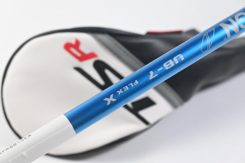 Titleist TSR2 #5 Wood / 18 Degree / X-Flex Graphite Design Tour AD UB-7 Shaft