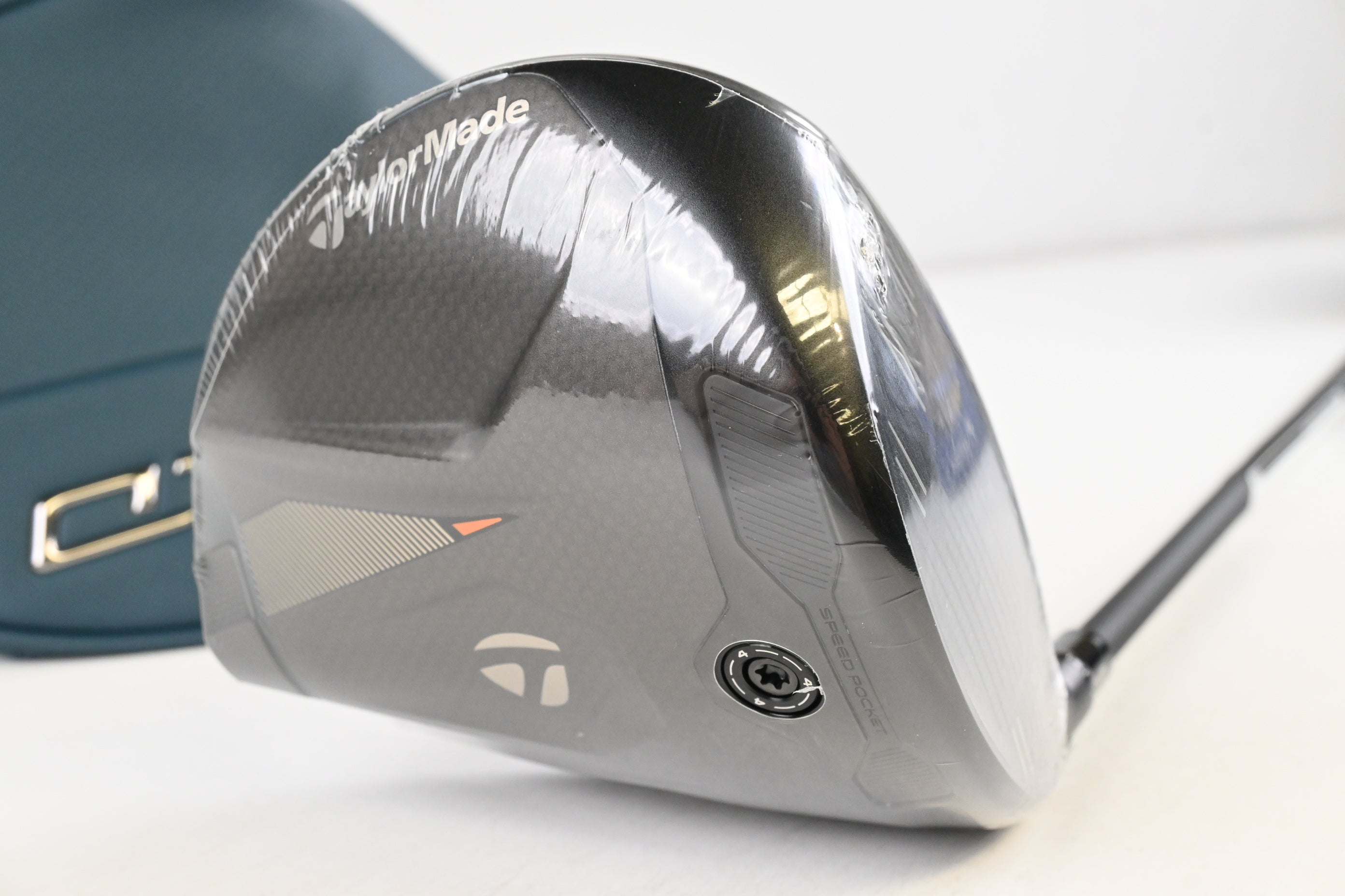 Taylormade Qi4D Max Driver / 9 Degree / Stiff Flex Reax Blue 50 Shaft