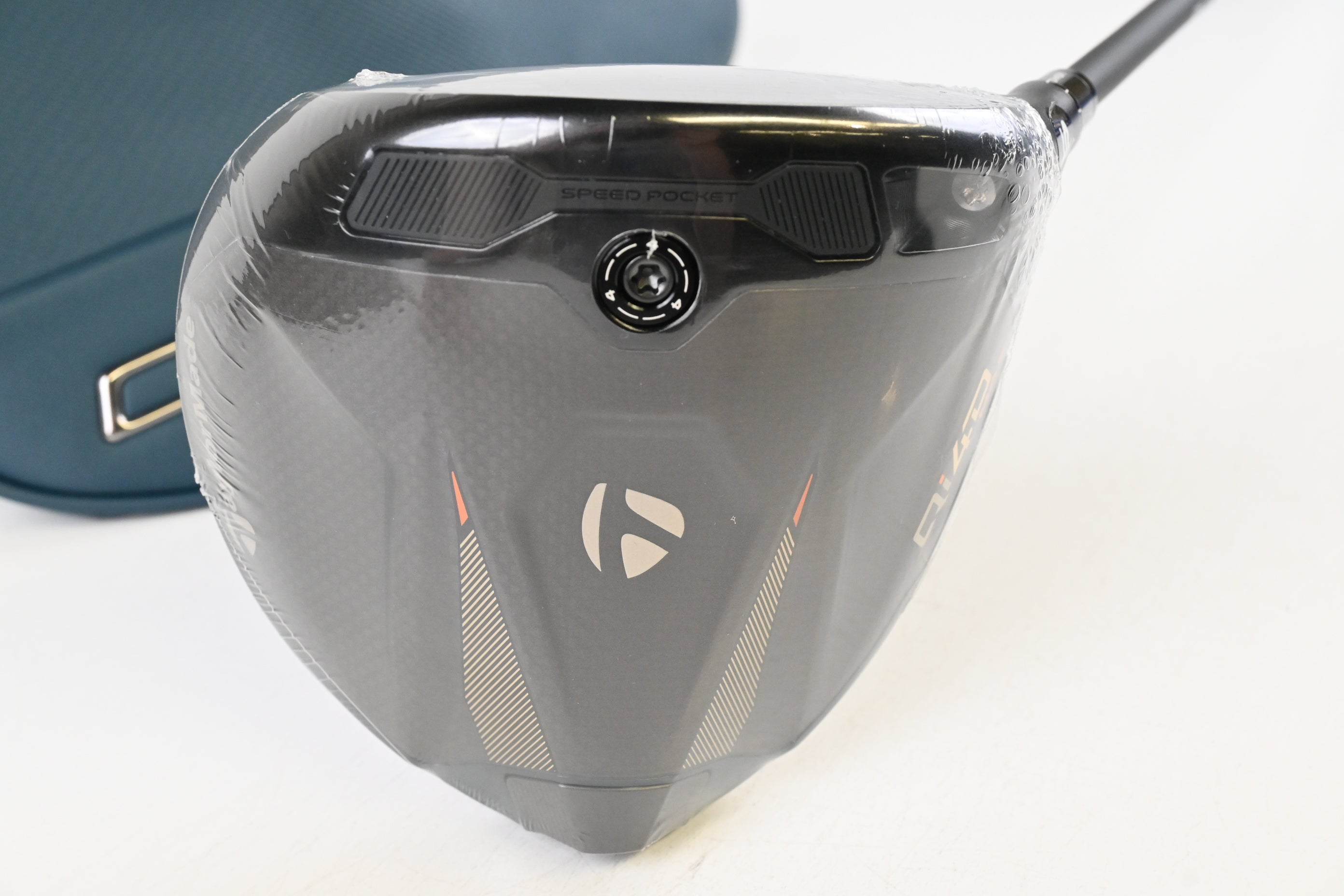 Taylormade Qi4D Max Driver / 9 Degree / Stiff Flex Reax Blue 50 Shaft