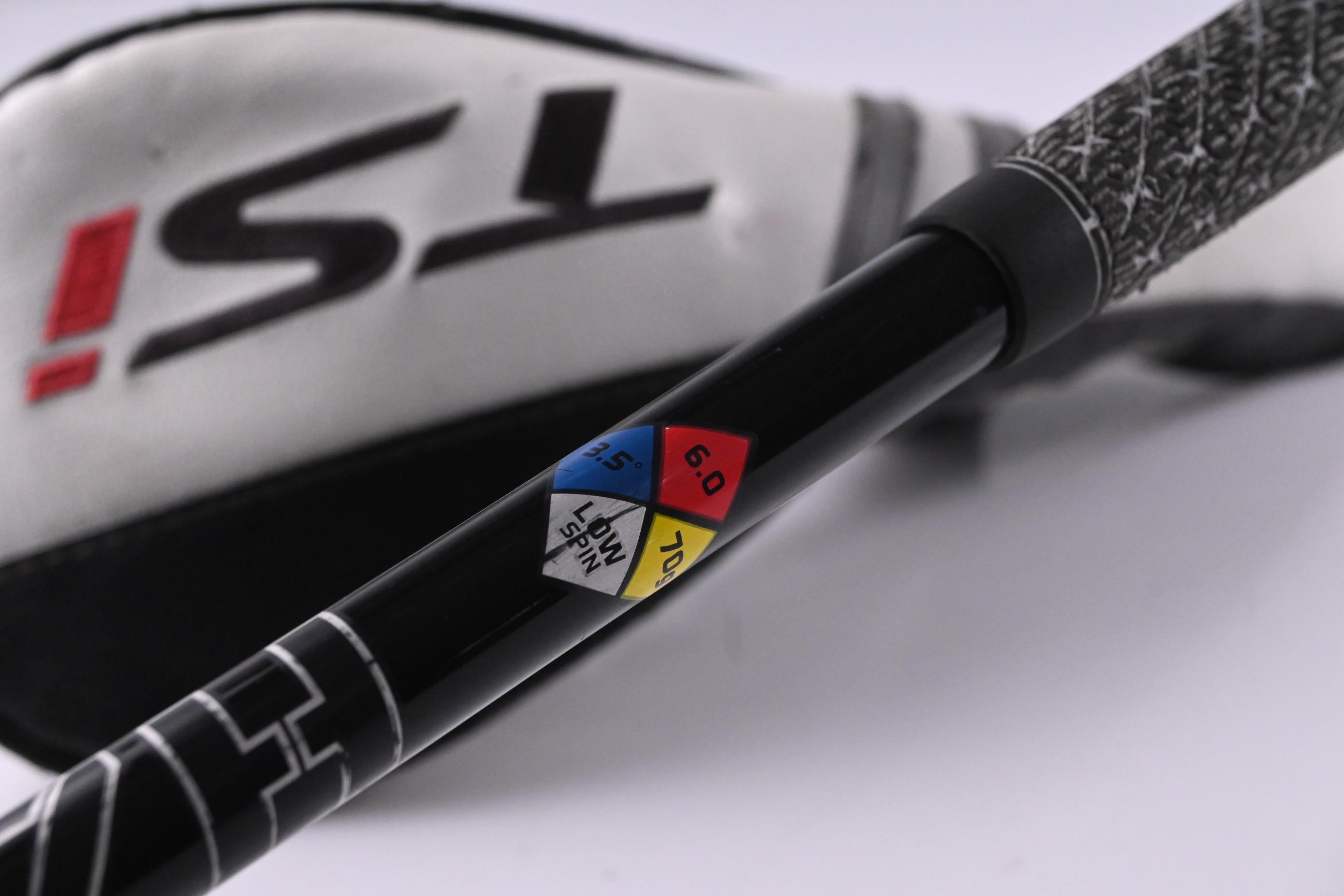 Titleist TSi2 #3 Wood / 16.5 Degree / Stiff Flex HZRDUS Smoke RDX Black 70 Shaft