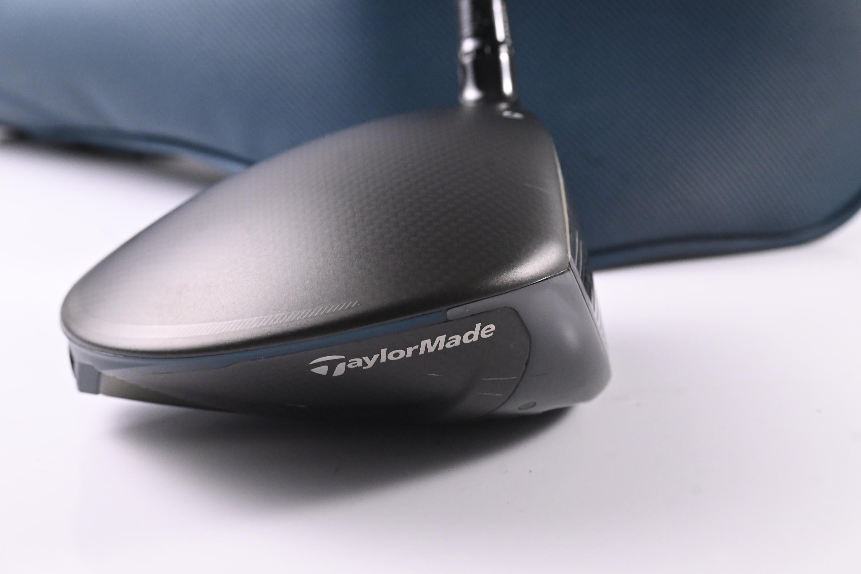 Taylormade Qi4D Driver / 10.5 Degree / Stiff Flex Ping ALTA CB Blue 50 Shaft