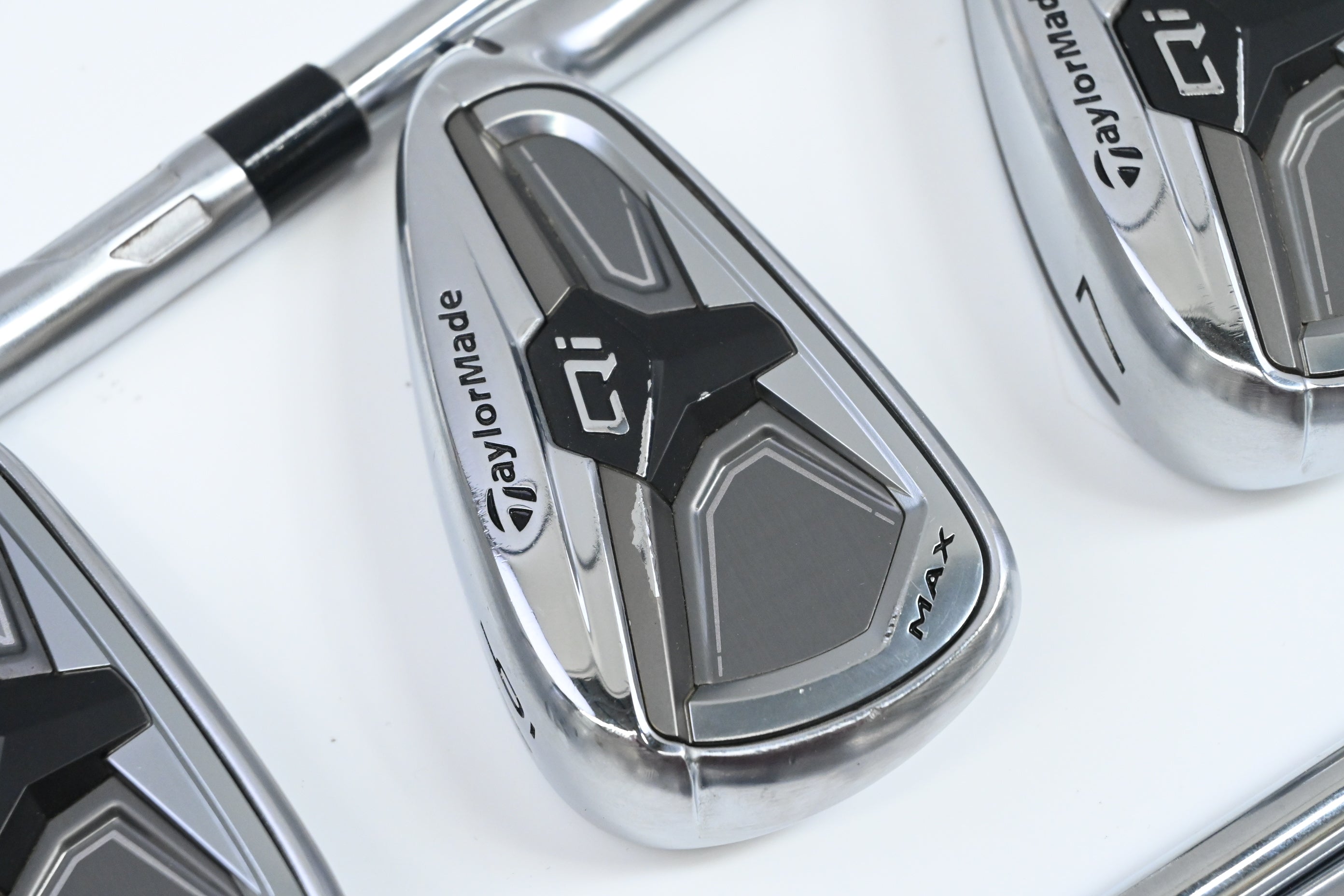 Taylormade Qi Max Irons / 5-PW / Stiff Flex KBS Max MT 85 Shafts