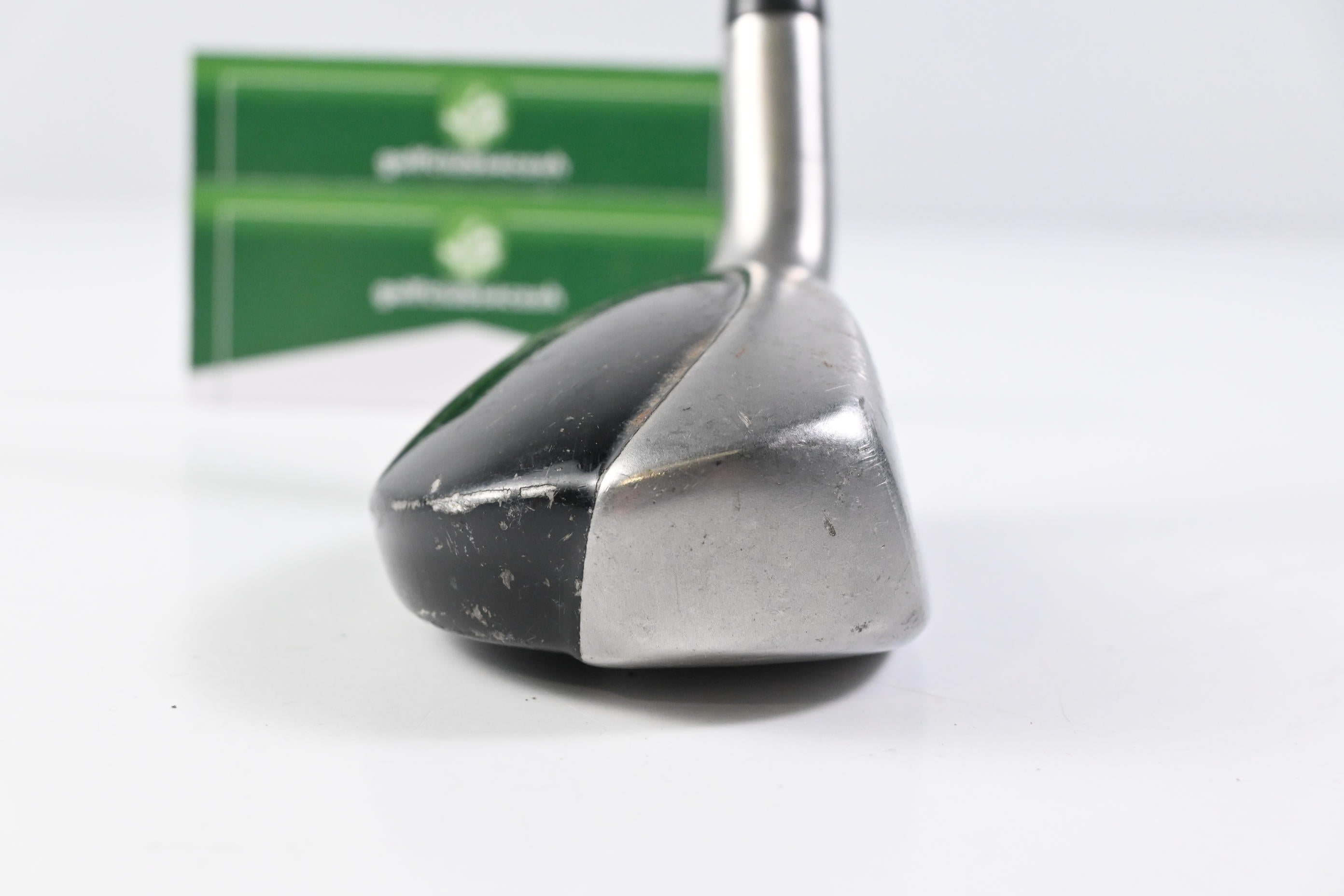 Taylormade Rescue Mid #2 Hybrid / 16 Degree / Stiff Flex Taylormade UG65 Shaft
