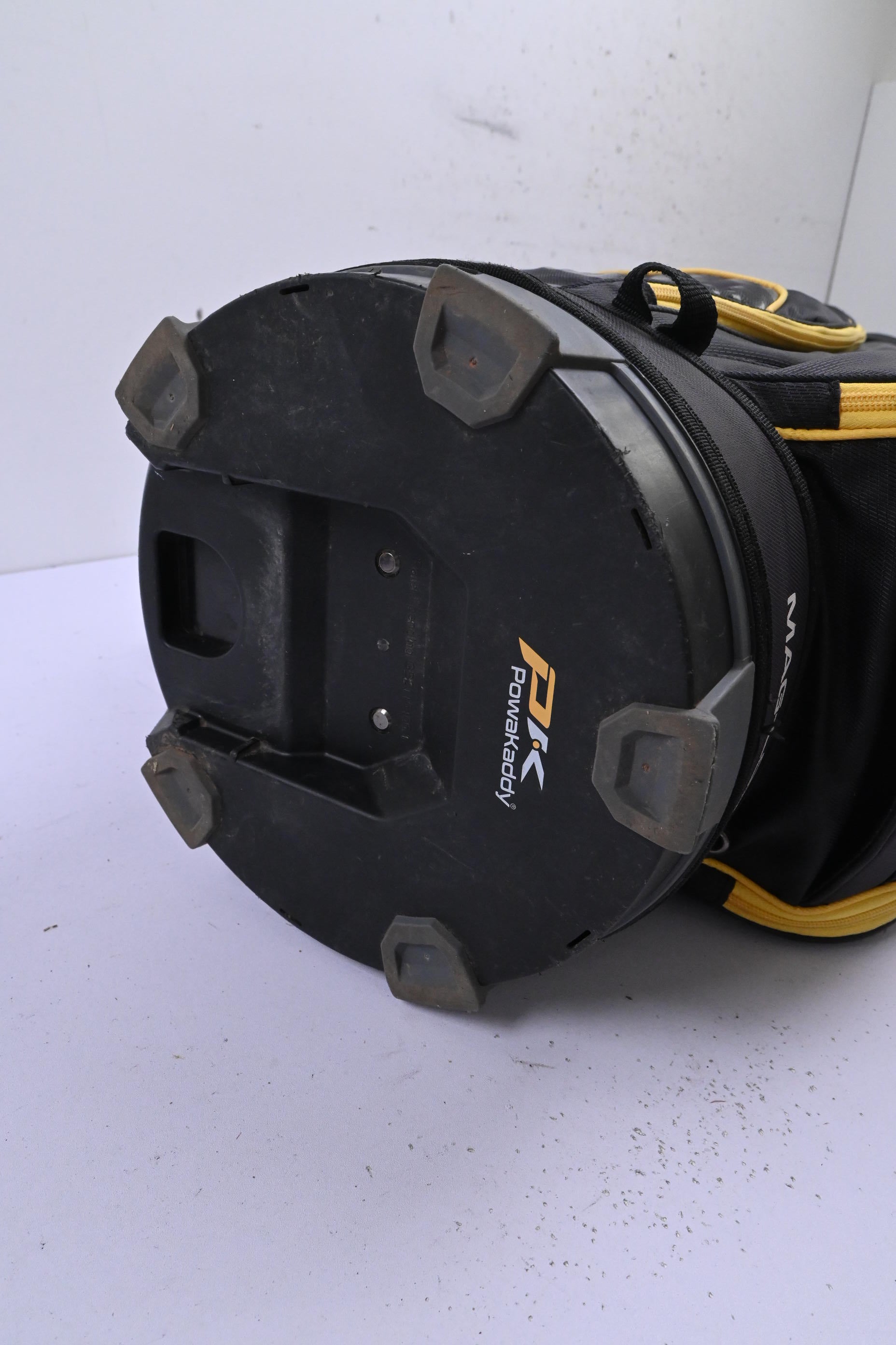 Powakaddy X-Lite Cart Bag / 14-Way Divider / Black & Yellow