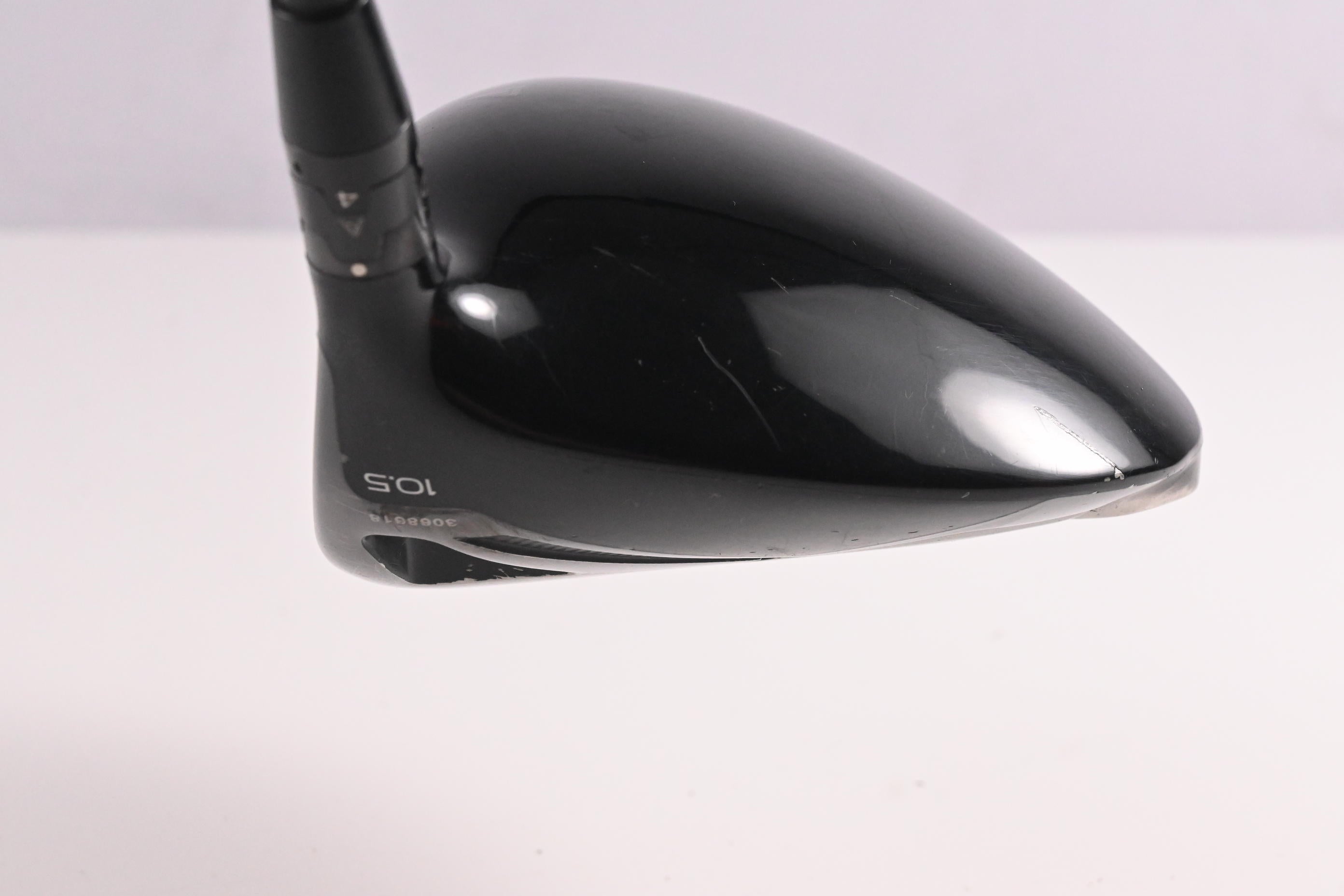 Titleist TS2 Driver / 10.5 Degree / Regular Flex Tensei AV Blue 55 Shaft w/ SFW