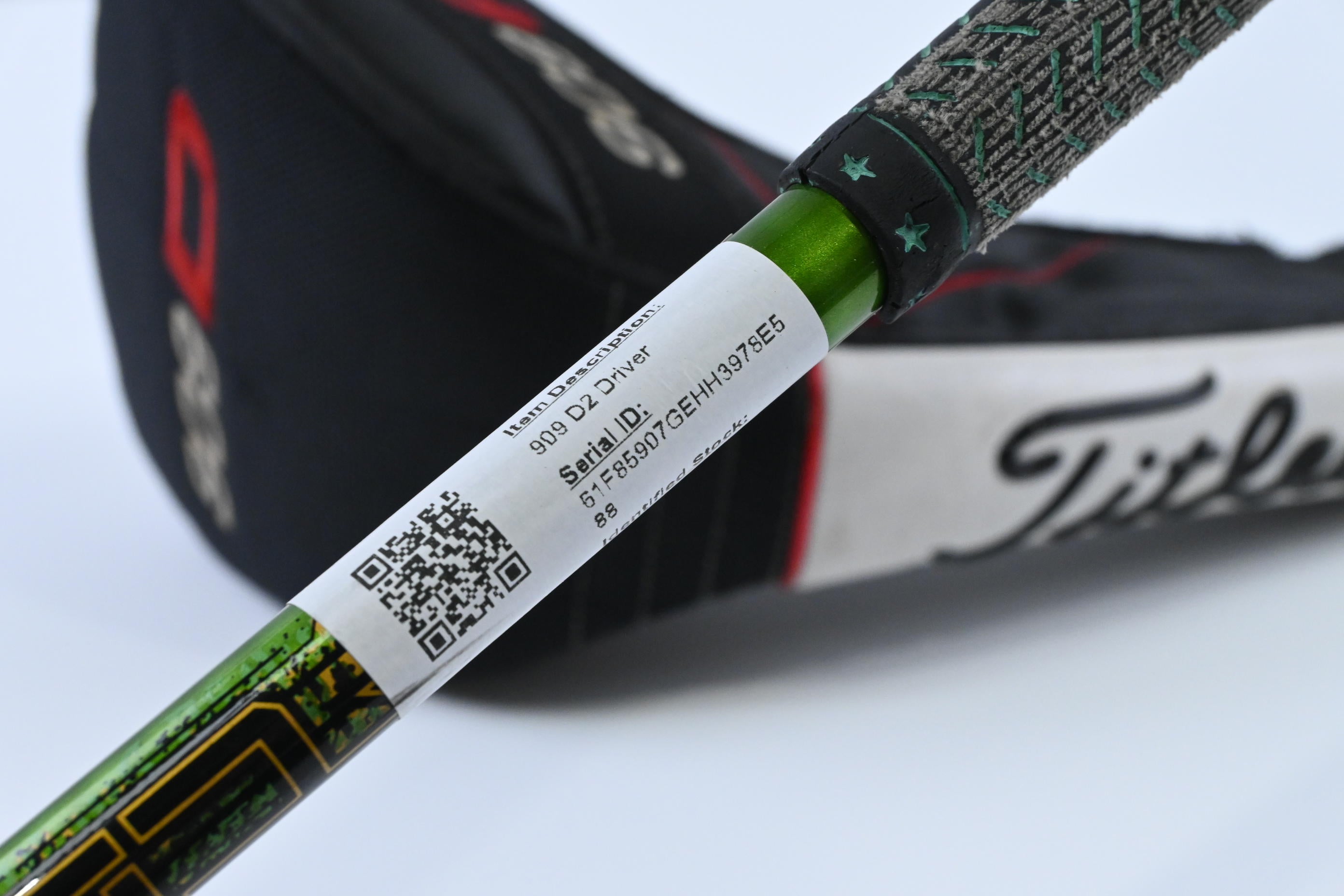 Titleist 909 D2 Driver / 9.5 Degree / X-Flex Aldila Trinity 65 Shaft