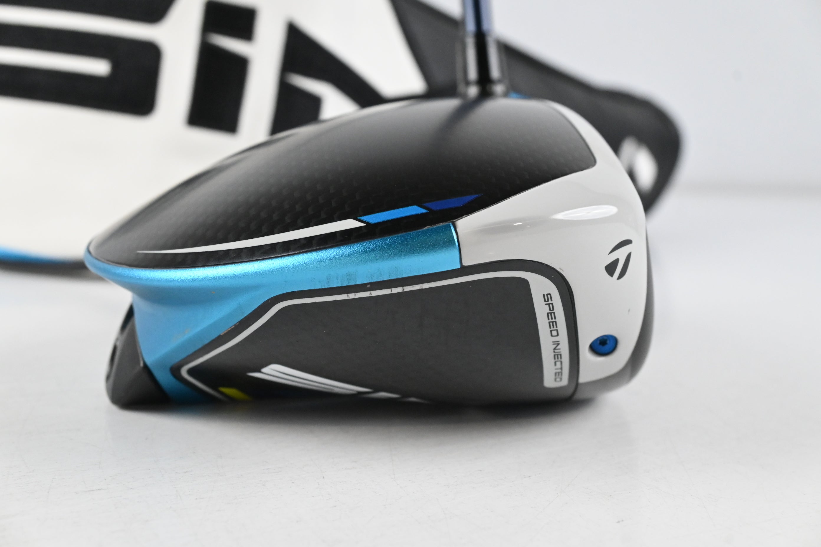 Taylormade SIM2 Max Driver / 12 Degree / Regular Flex Ventus Blue 5 Shaft