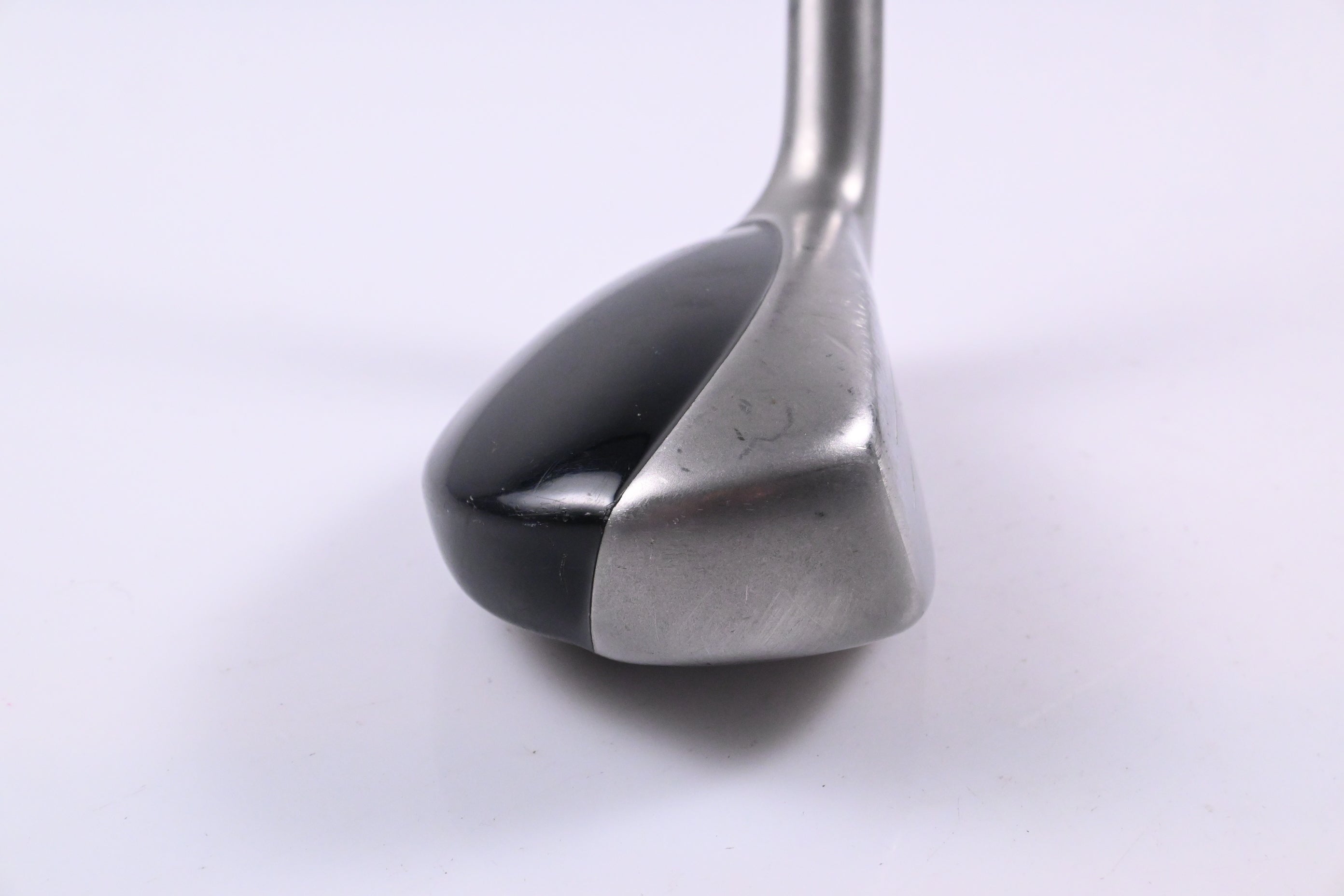 Taylormade Rescue Mid #2 Hybrid / 16 Degree / Stiff Flex Taylormade UG65 Shaft