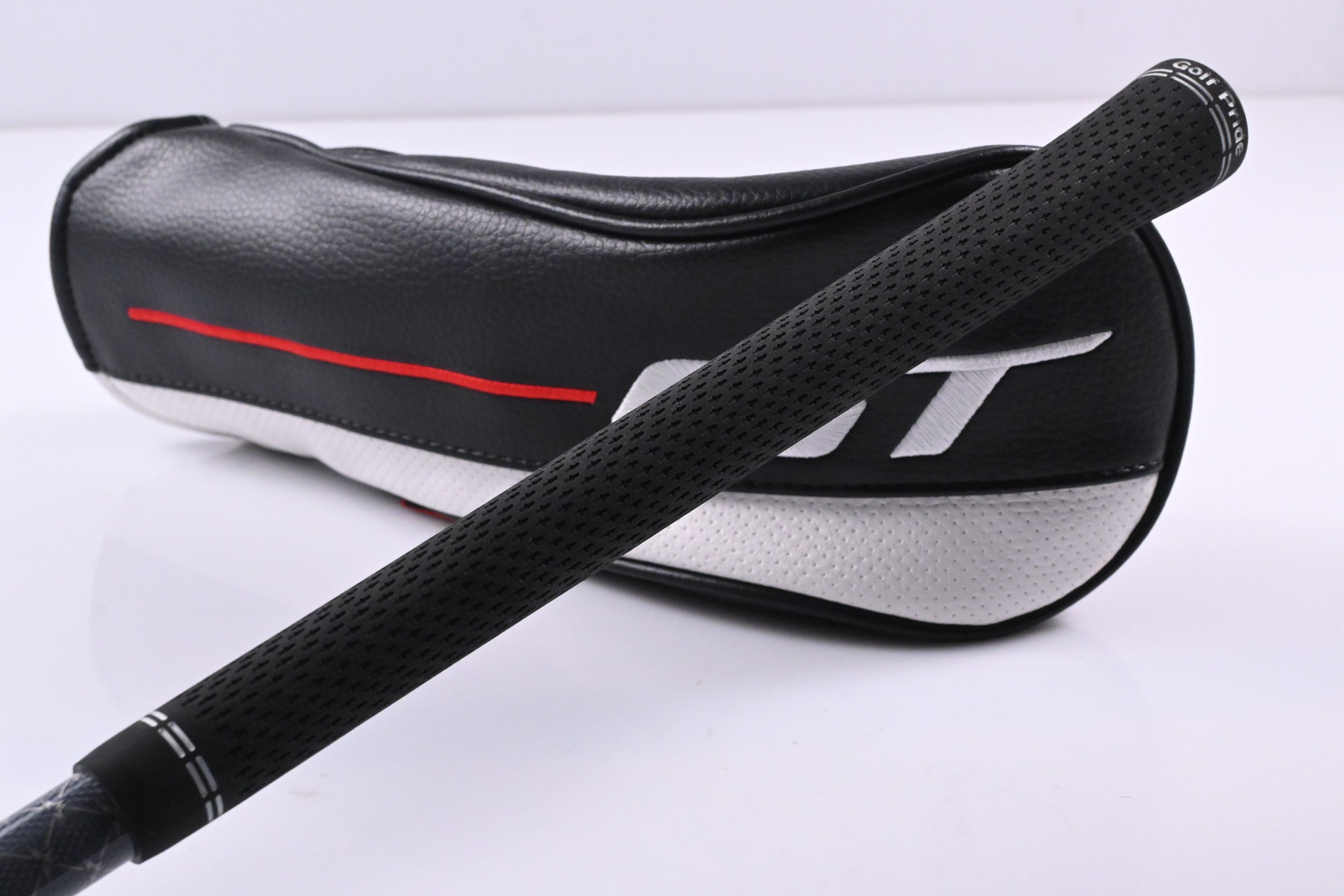 Titleist GT2 #3 Wood / 15 Degree / Regular Flex Tensei AV Blue 65 Shaft