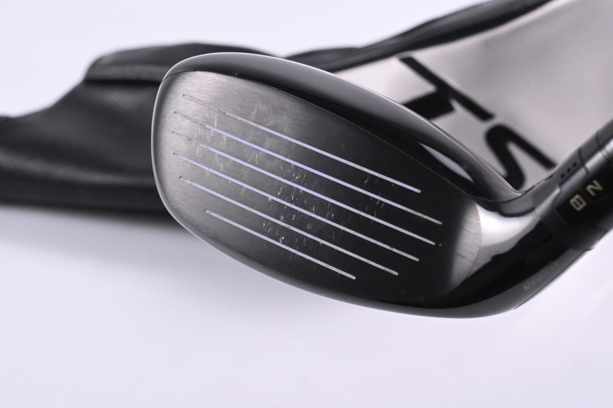 Titleist TSR3 #3 Hybrid / 19 Degree / Senior Flex Fujikura Vista Pro 50 Shaft