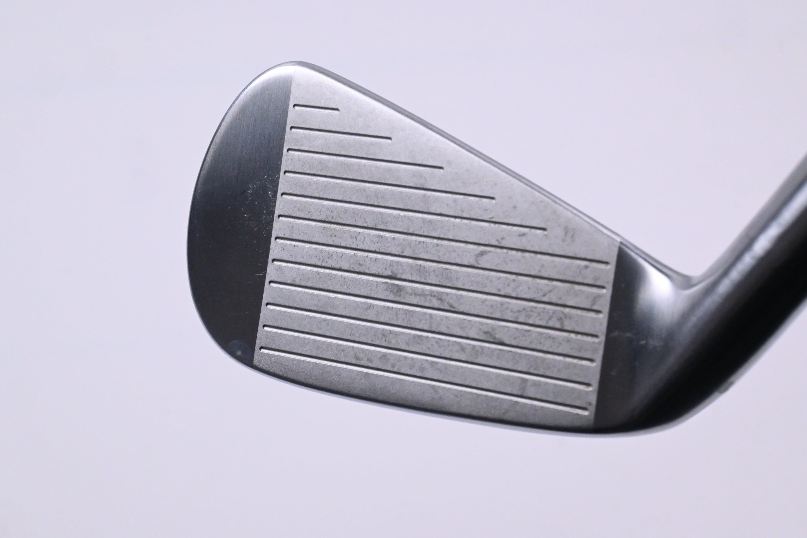 Titleist T200 Utility #2 Iron / 17 Degree / X-Flex Tensei AV RAW White 90 Shaft