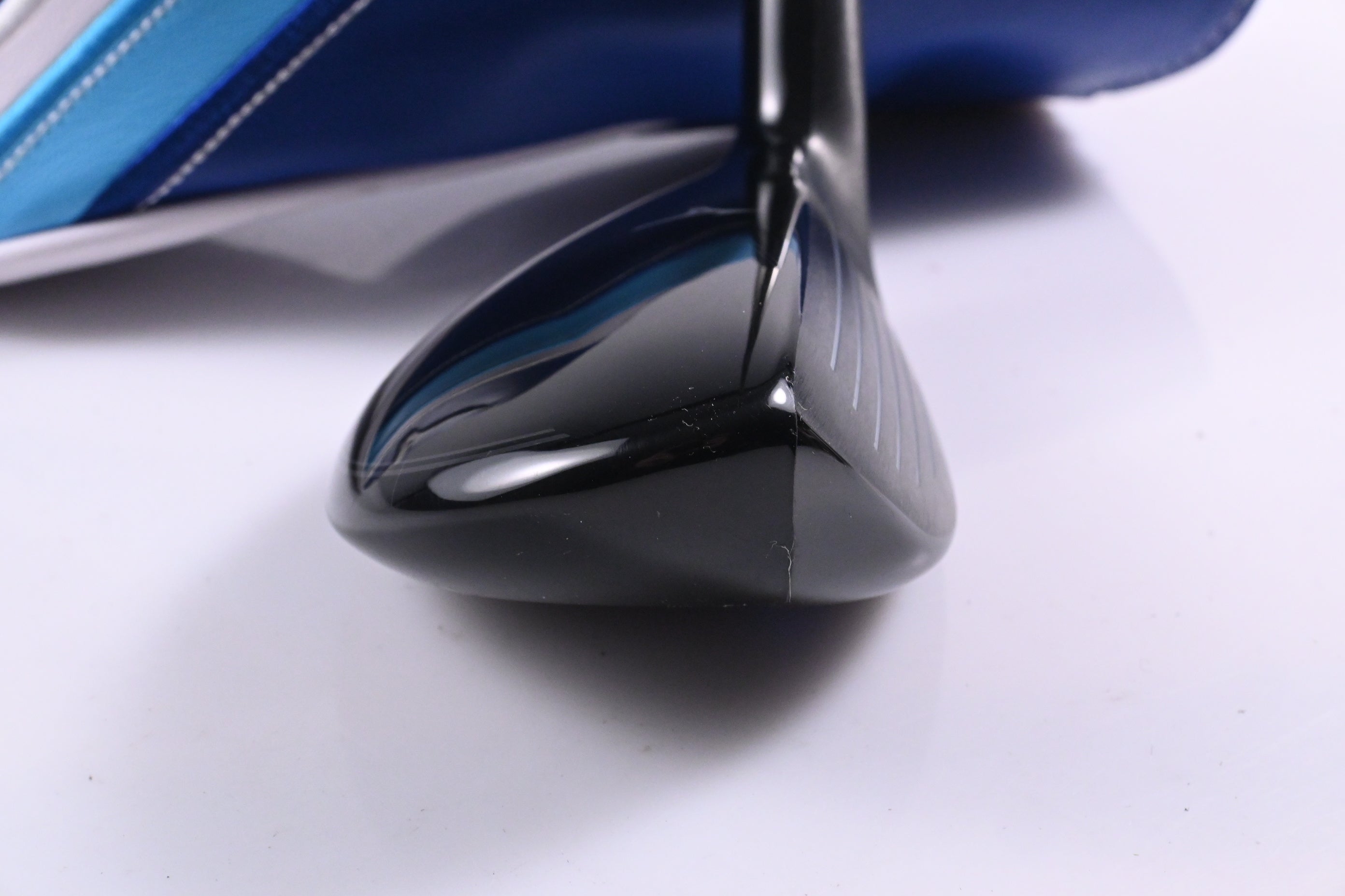 Mizuno ST-Max 230 #6 Hybrid / 28 Degree / X-Flex UST Recoil ES 780 Shaft