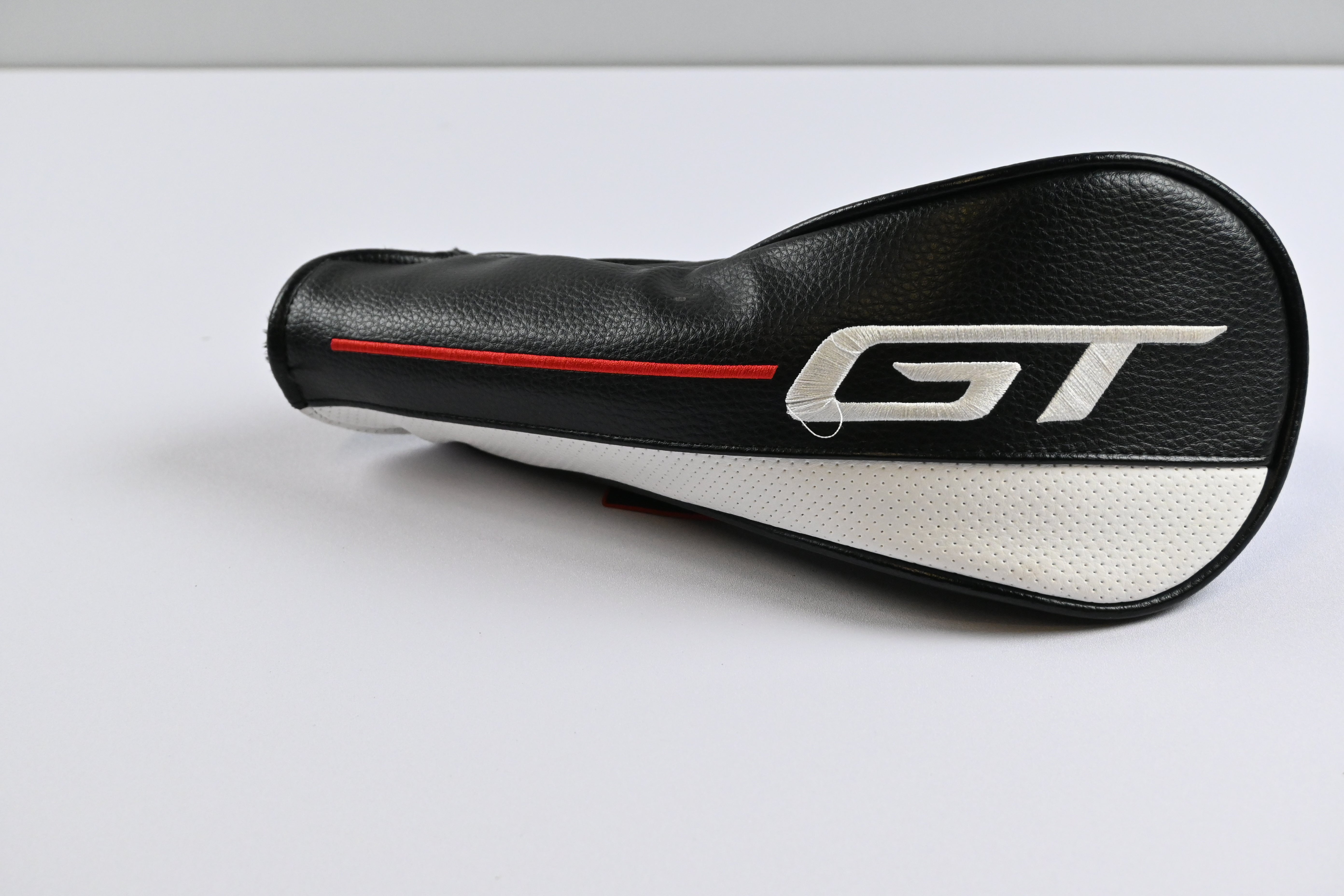 Titleist GT2 #3 Wood / 15 Degree / Stiff Flex Aldila Rogue Silver 110 M.S.I 70