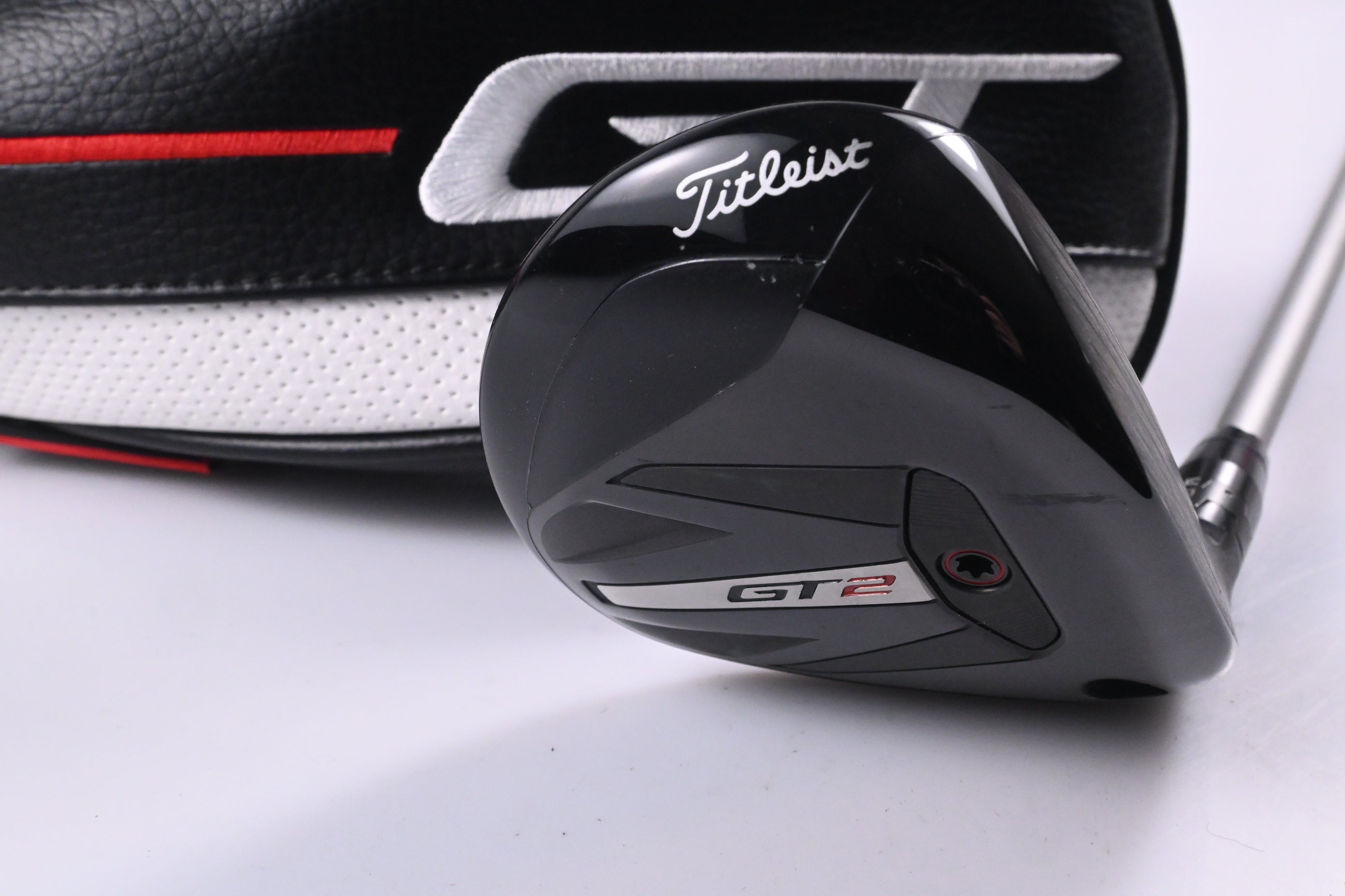 Titleist GT2 #5 Wood / 18 Degree / Regular Flex Diamana M+ Red 60 Shaft