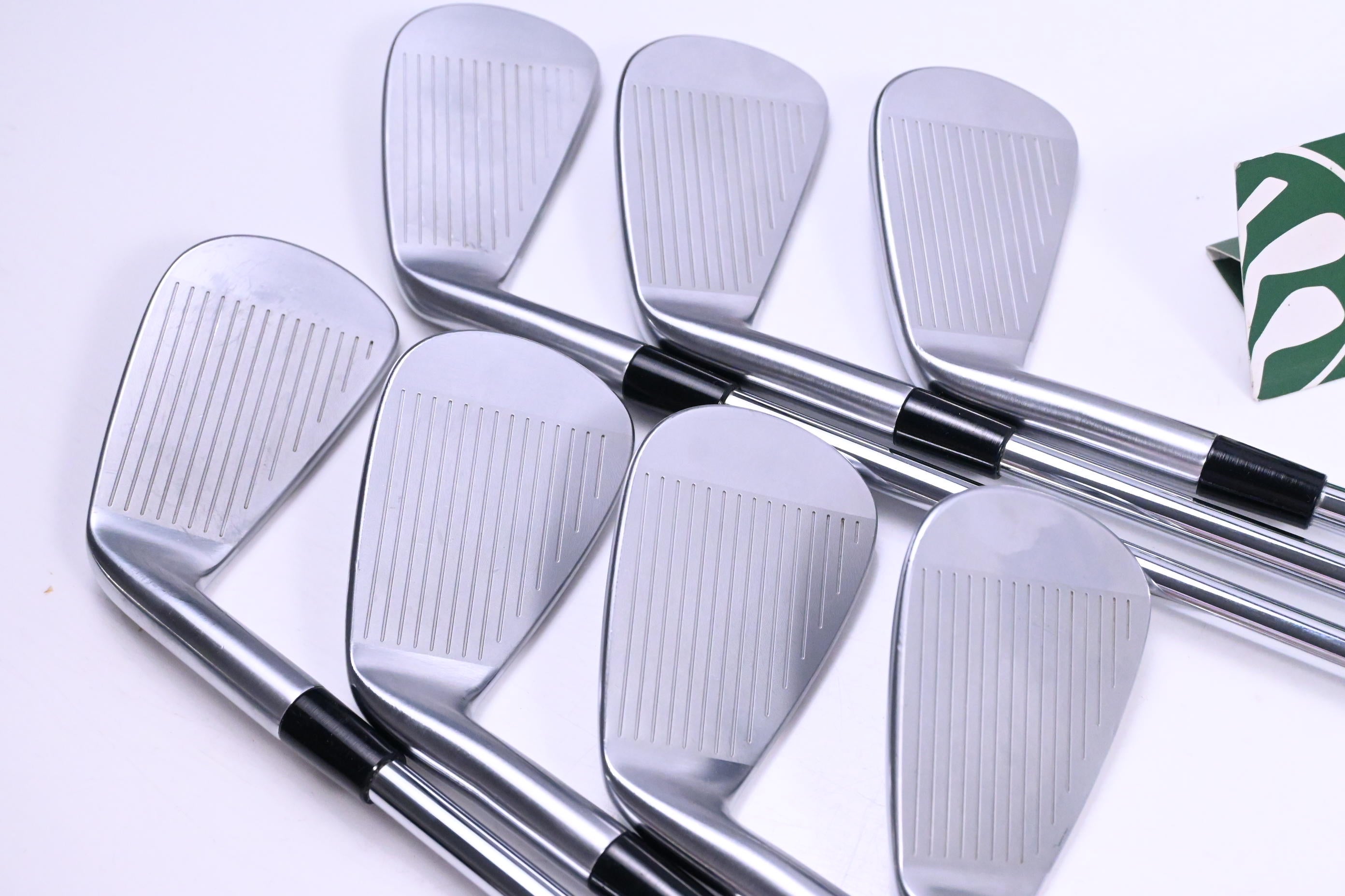 Taylormade P.7CB Irons / 4-PW / X-Flex Dynamic Gold Mid MID 115 X100 Shafts