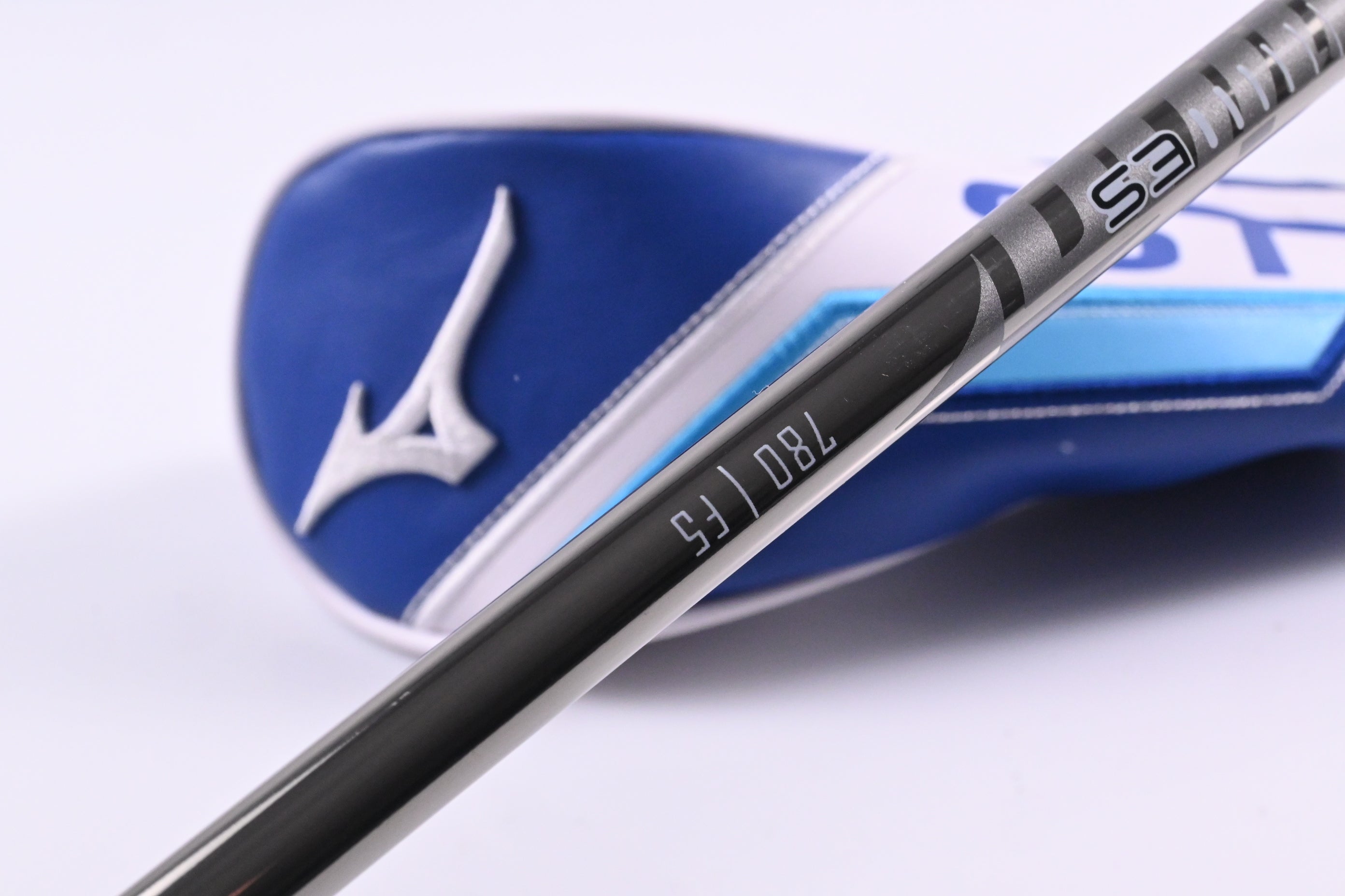 Mizuno ST-Max 230 #6 Hybrid / 28 Degree / X-Flex UST Recoil ES 780 Shaft