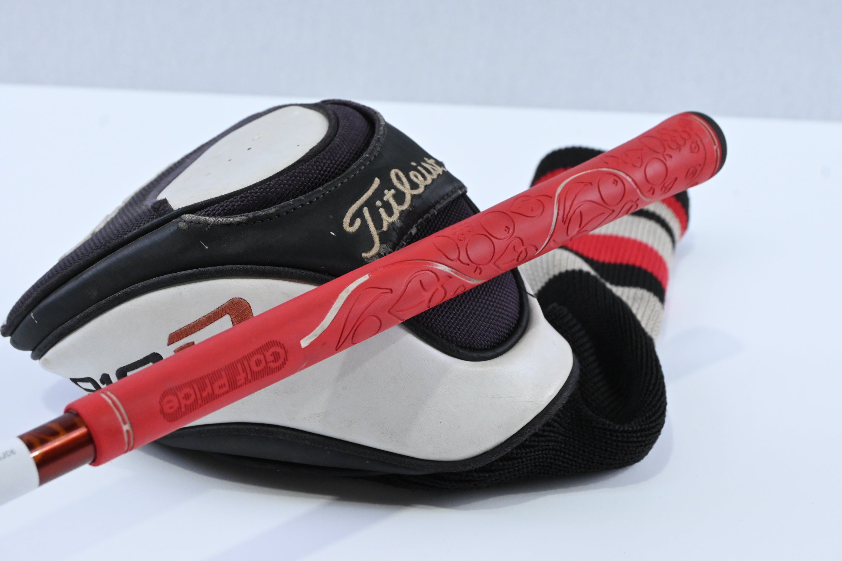 Titleist 910 D2 Driver / 12 Degree / Senior Flex Diamana Ilima 61 Shaft
