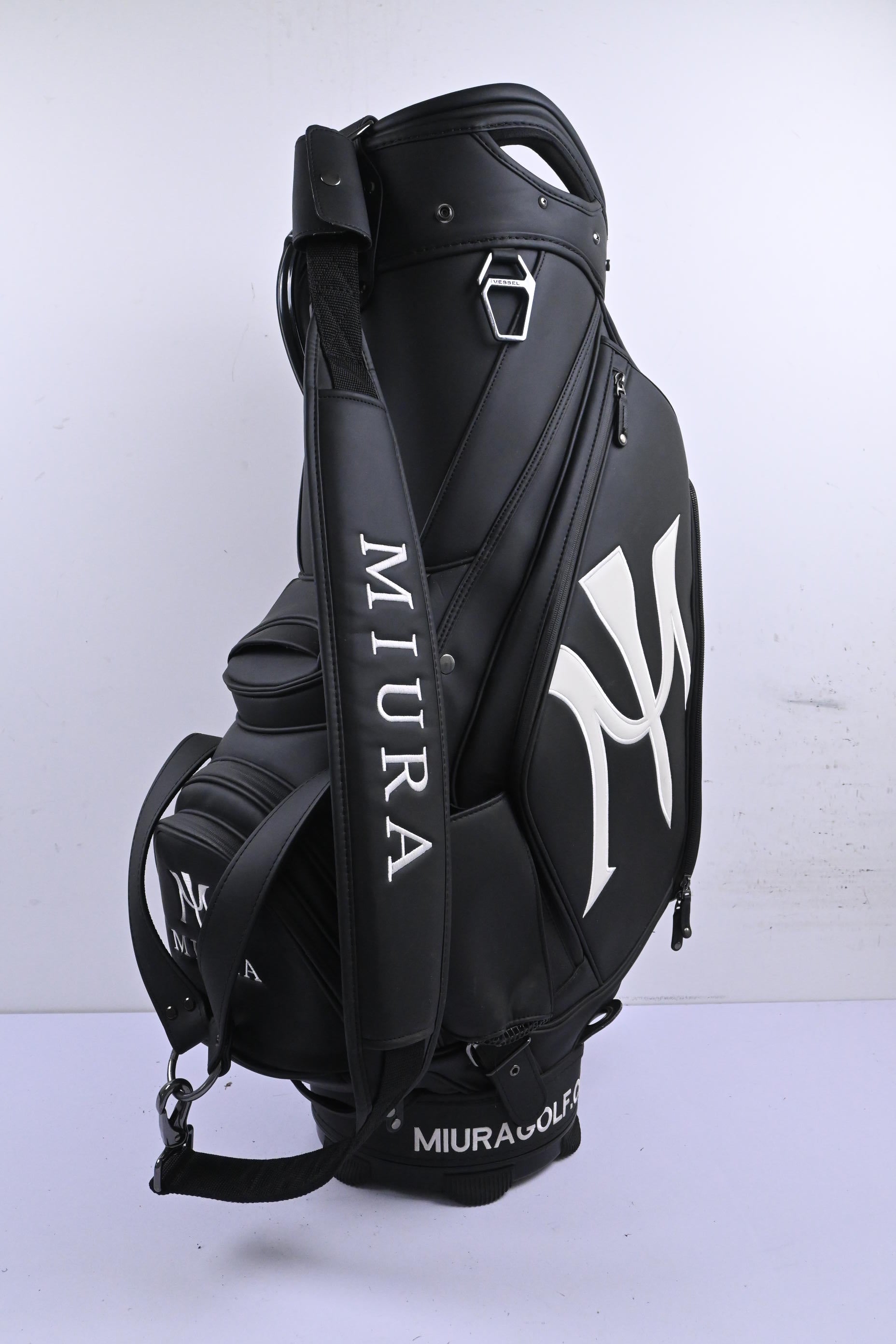 Miura Tour Bag / 6-Way Divider / Black & White