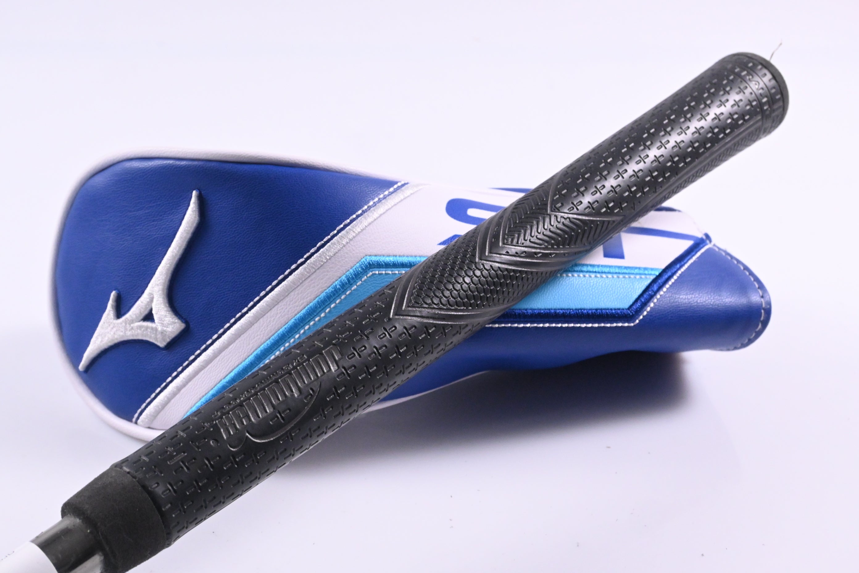 Mizuno ST-Max 230 #6 Hybrid / 28 Degree / X-Flex UST Recoil ES 780 Shaft