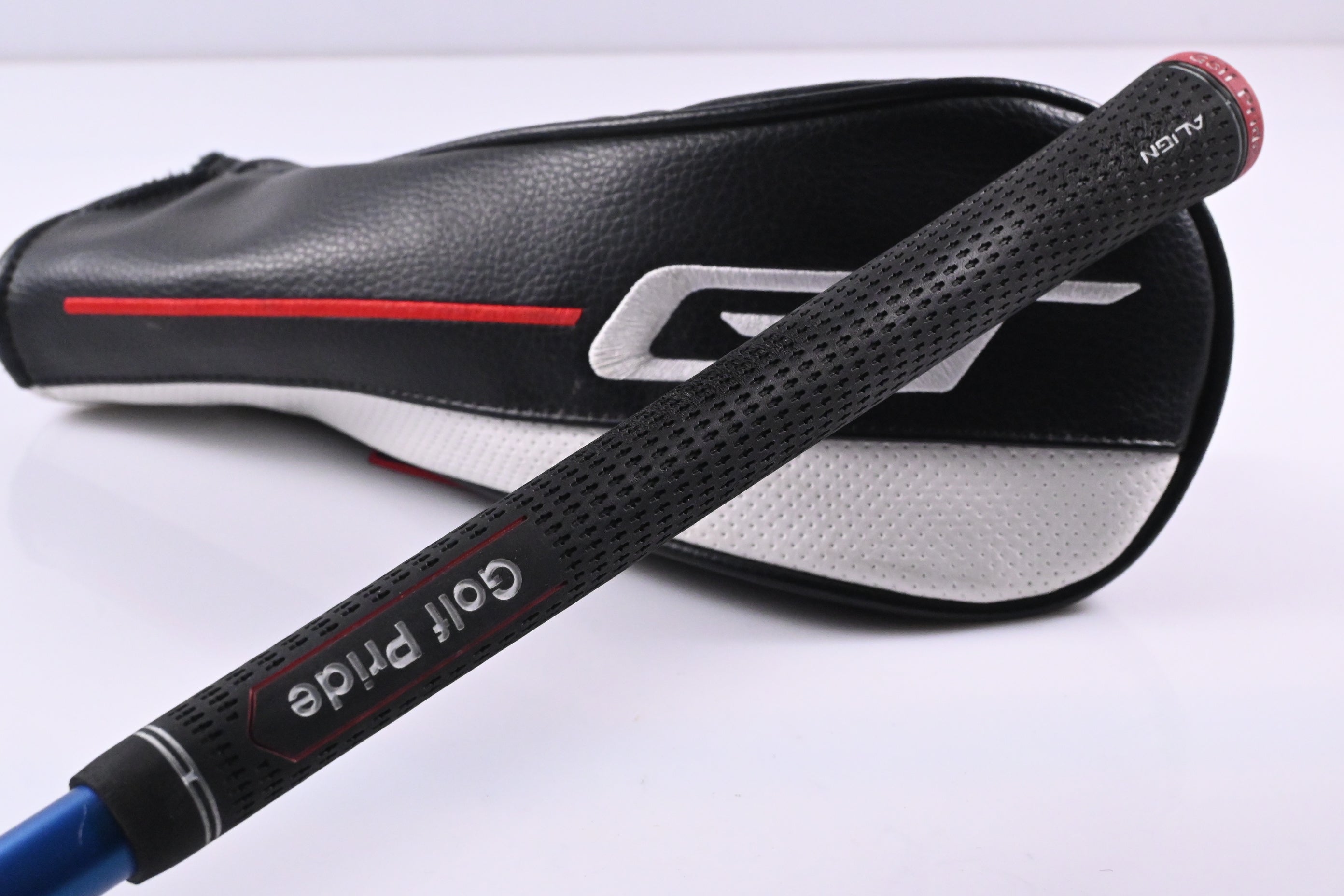 Titleist GT2 #3 Wood / 16.5 Degree / Stiff Flex Fujikura Ventus Velocore+ Blue 5