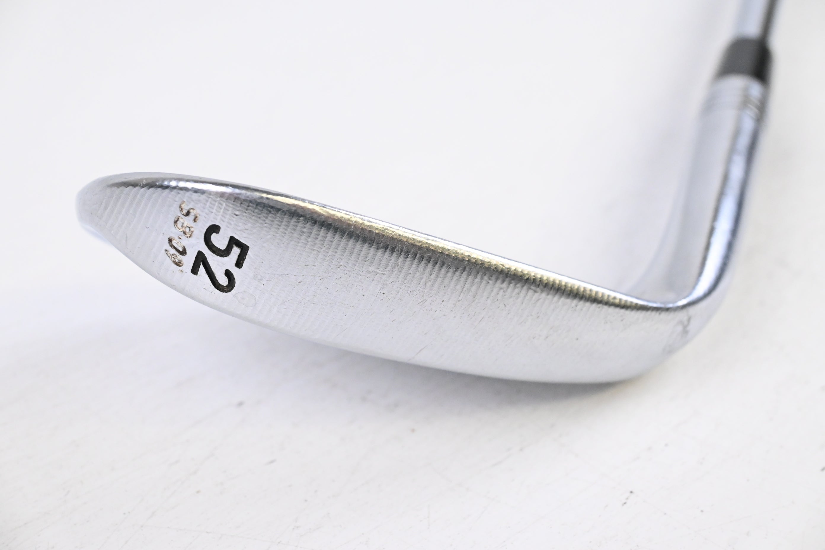 Taylormade Milled Grind 2 Gap Wedge / 52 Degree / Stiff Flex Dynamic Gold S200
