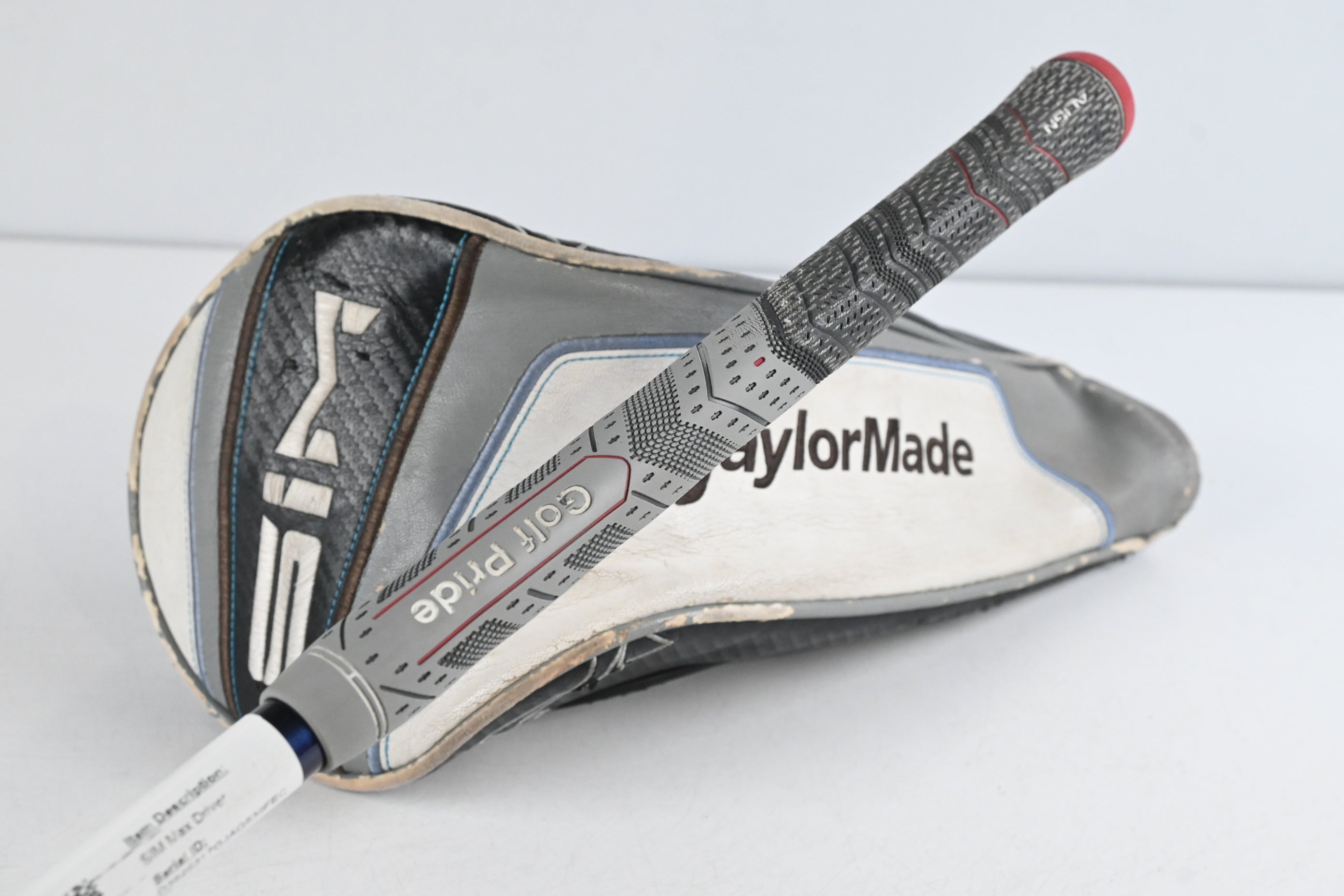 Taylormade SIM Max Driver / 10.5 Degree / Stiff Flex Fujikura Ventus Blue 6 Shaft
