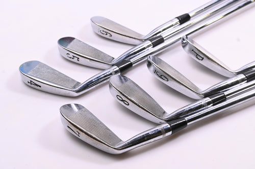Titleist 681 Forged Irons / 4-PW / Stiff Flex Dynamic Gold S300 Shafts