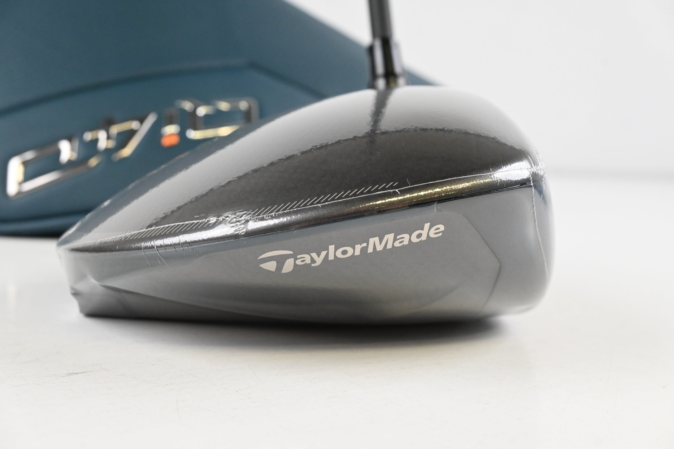 Taylormade Qi4D Max Driver / 12 Degree / Regular Flex Reax Blue 50 Shaft