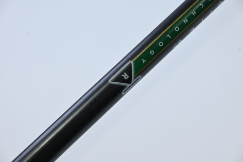 Titleist 975 J Driver / 9.5 Degree / Regular Flex Ultra Lite 65