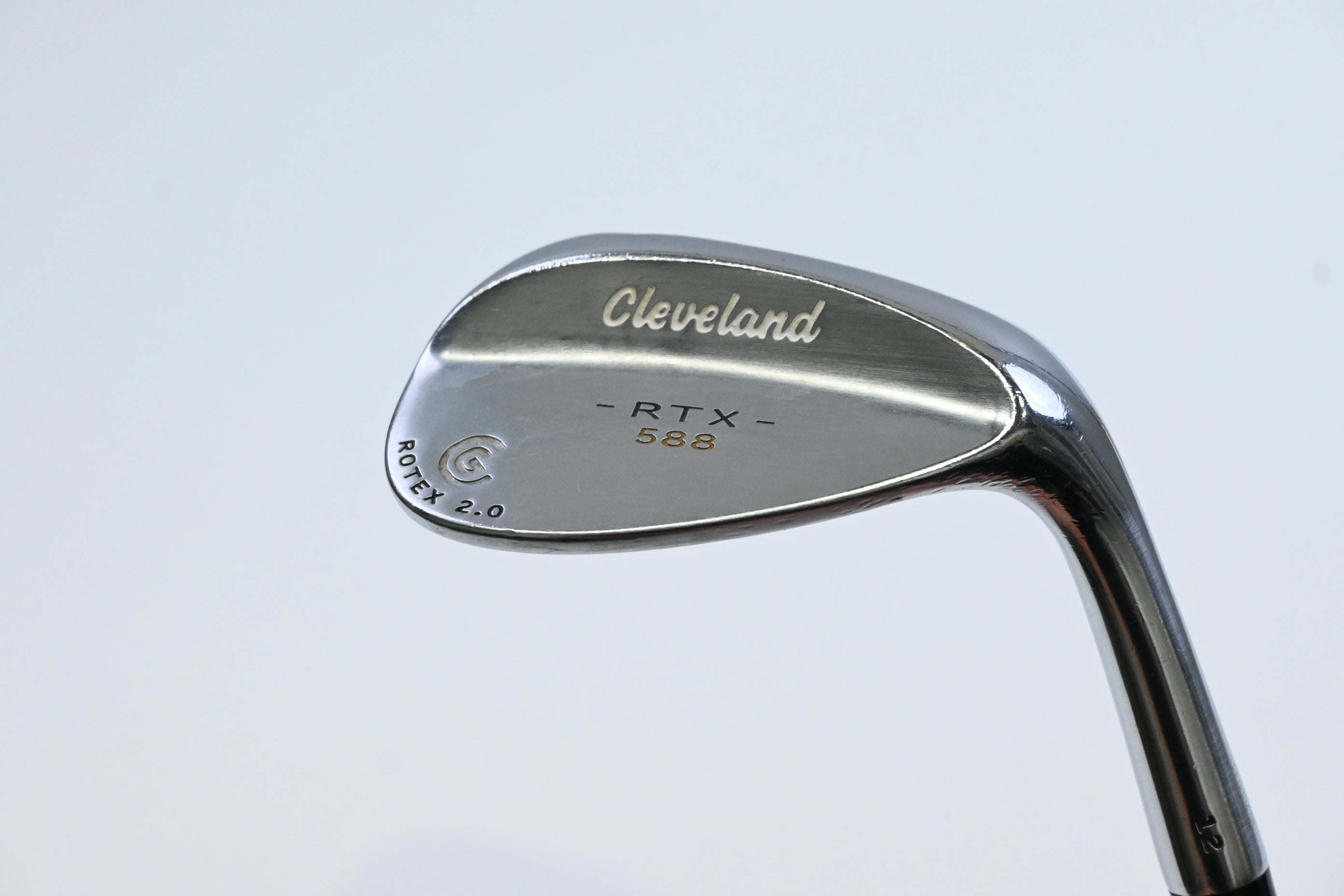 Cleveland 588 RTX 2.0 Sand Wedge / 56 Degree / Wedge Flex Dynamic Gold Shaft