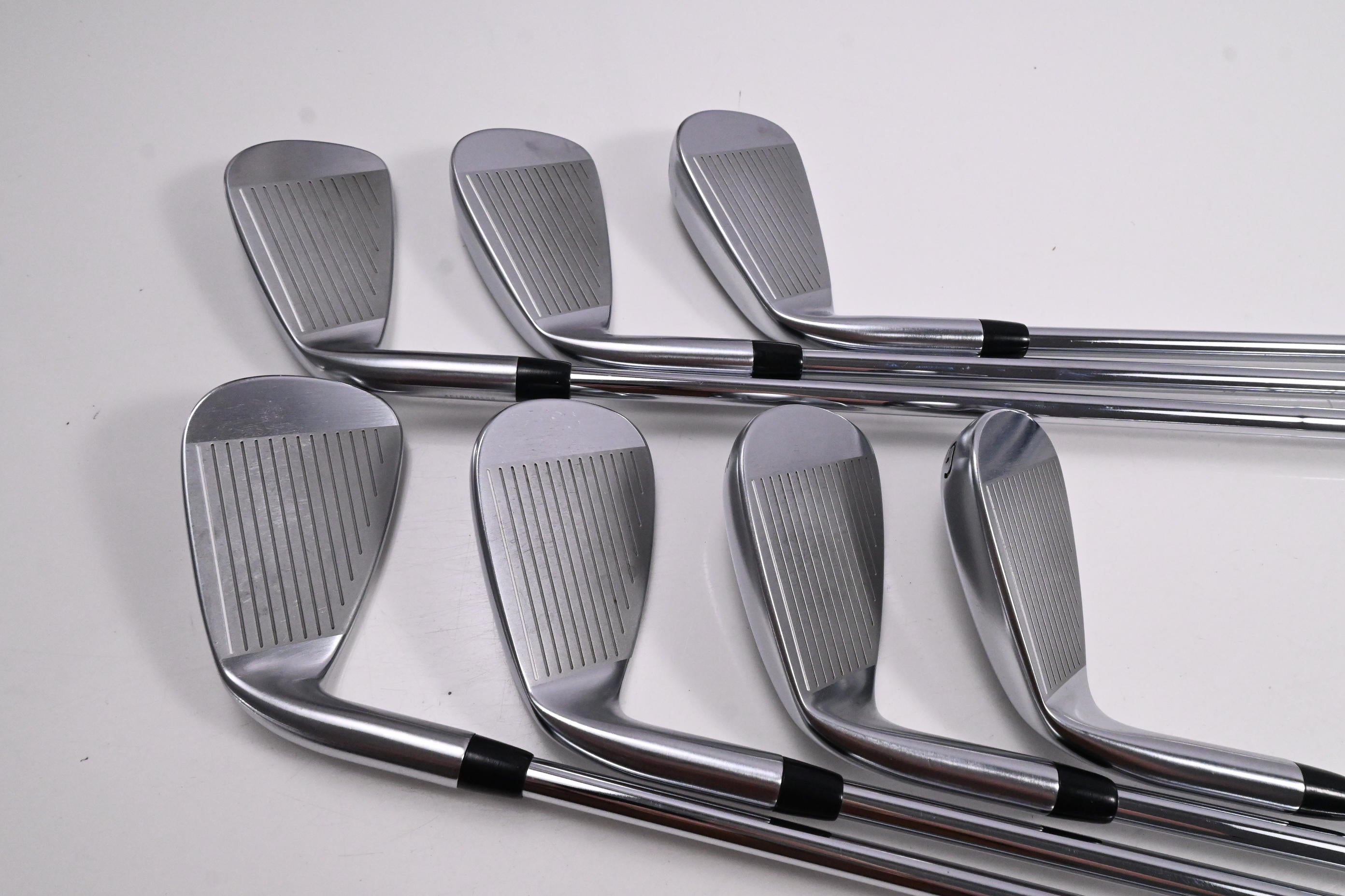 PXG 0211 XCOR2 Irons / 5-PW / Regular Flex KBS Tour Lite Shafts