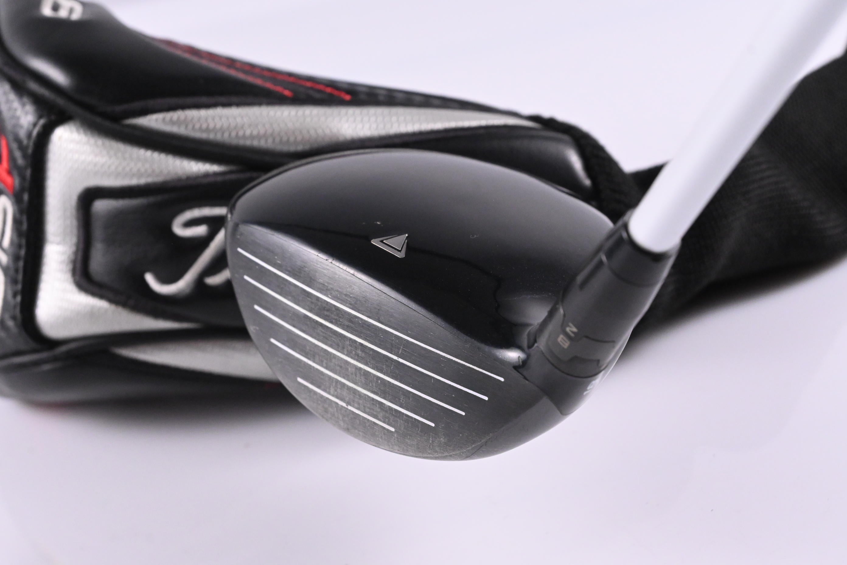 Titleist 915 F #5 Wood / 18 Degree / Regular Flex Aldila Rogue Black 80 Shaft