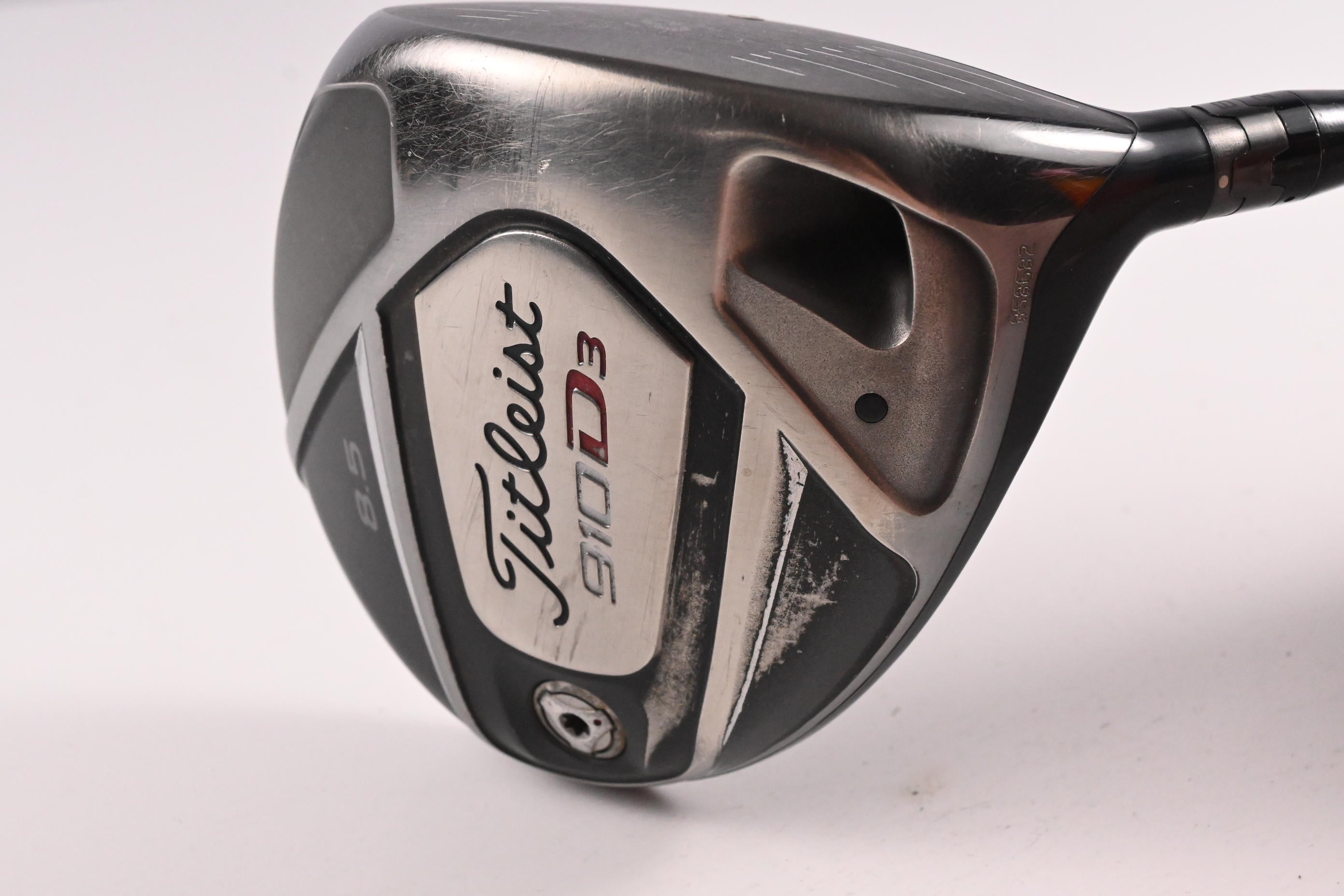 Titleist 910 D3 Driver / 8.5 Degree / X-Flex Fujikura ROMBAX 6X07 Shaft