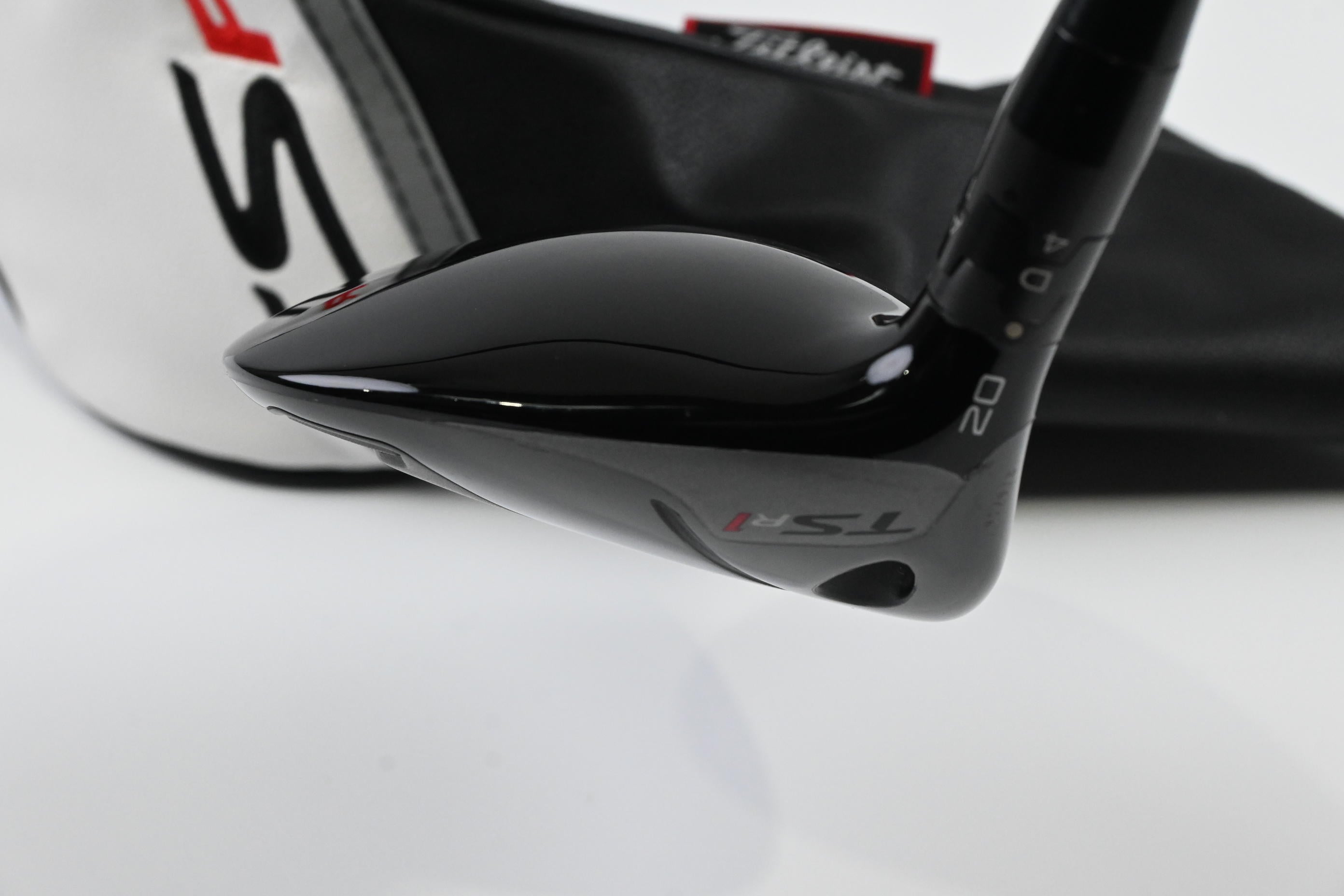 Left Hand Titleist TSR1 #5 Wood / 20 Degree / Senior Flex MMT Speedmesh 40 Shaft