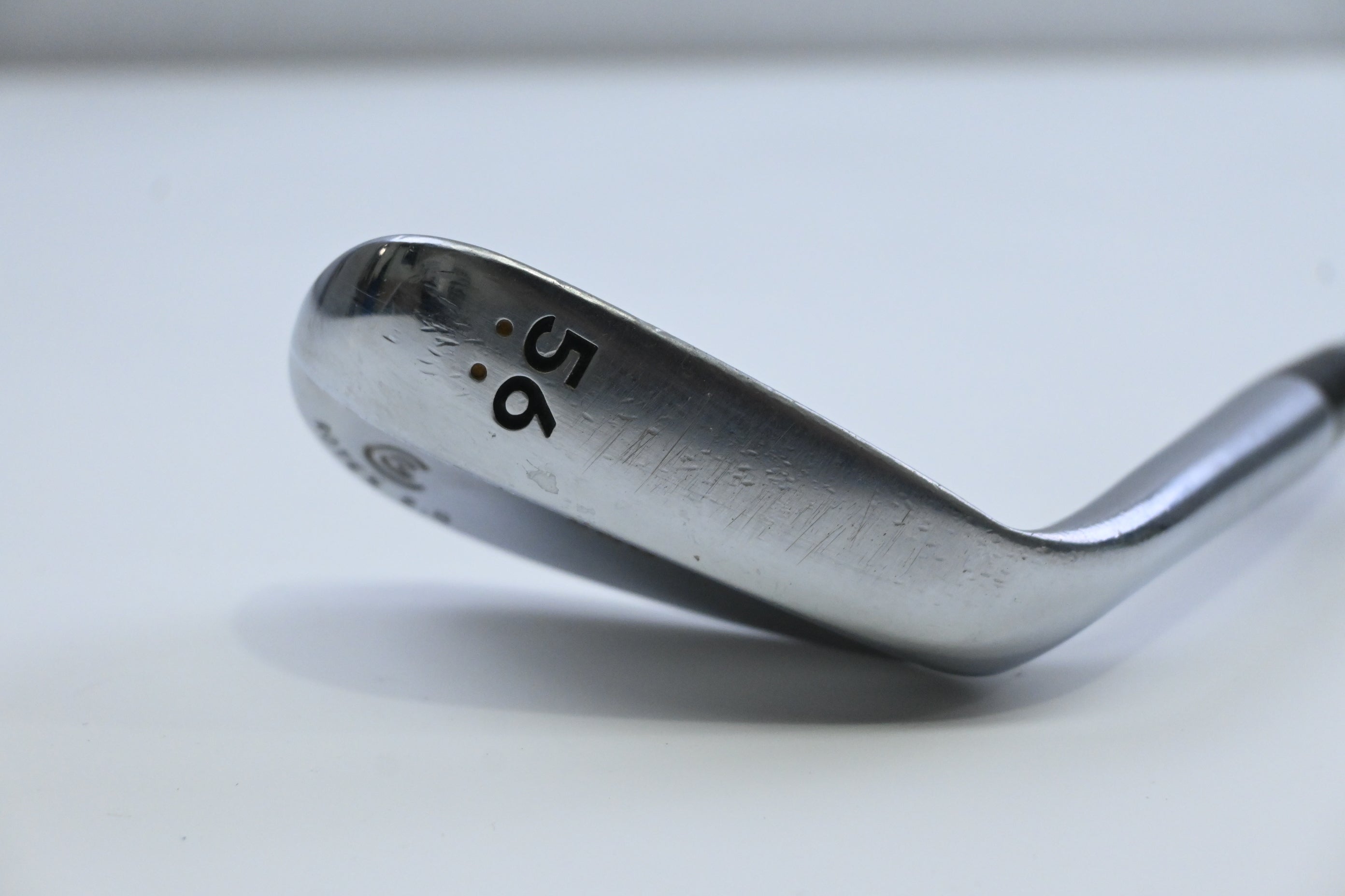 Cleveland 588 RTX 2.0 Sand Wedge / 56 Degree / Wedge Flex Dynamic Gold Shaft
