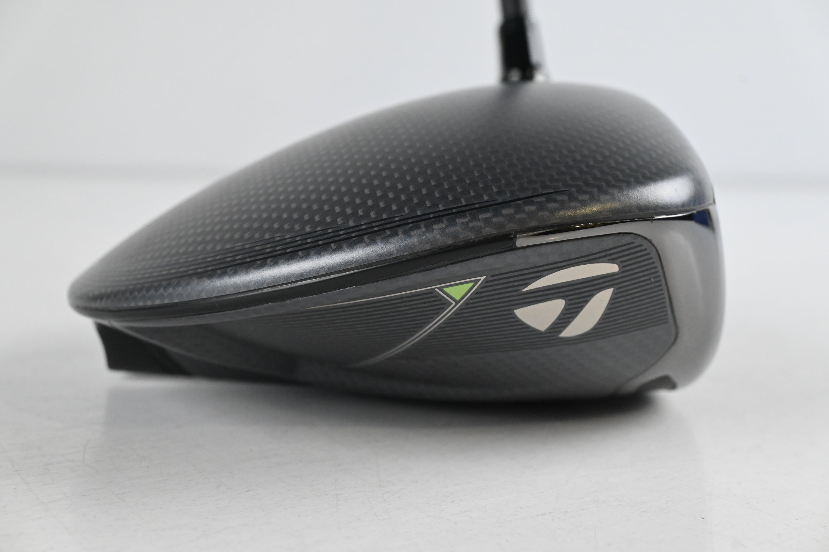 Taylormade Qi35 Driver / 10.5 Degree / Regular Flex Cypher 2.0 50 Shaft