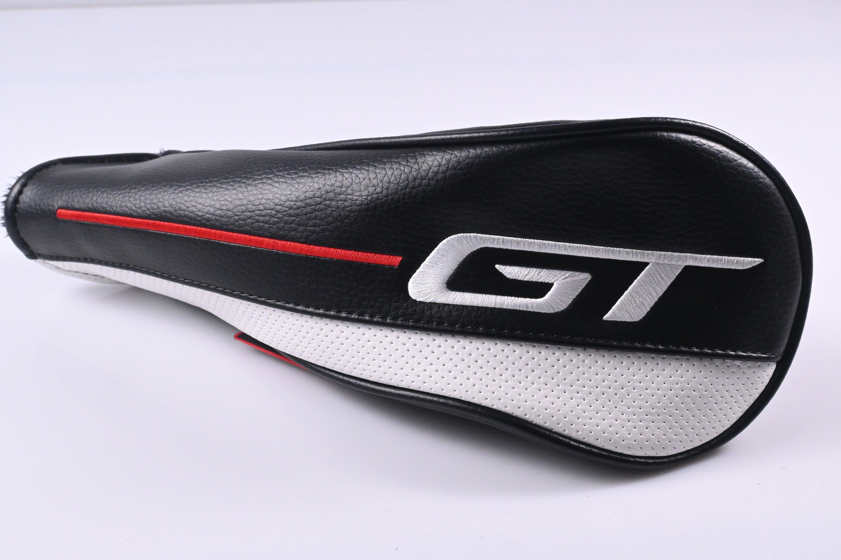 Titleist GT2 #5 Wood / 18 Degree / Regular Flex Diamana M+ Red 60 Shaft