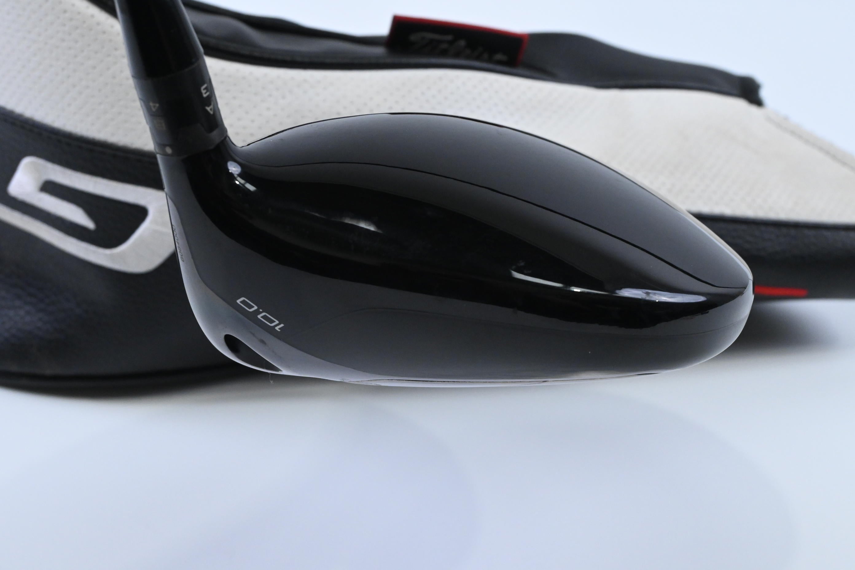 Titleist GT3 Driver / 10 Degree / Regular Flex Denali Red 50 Shaft