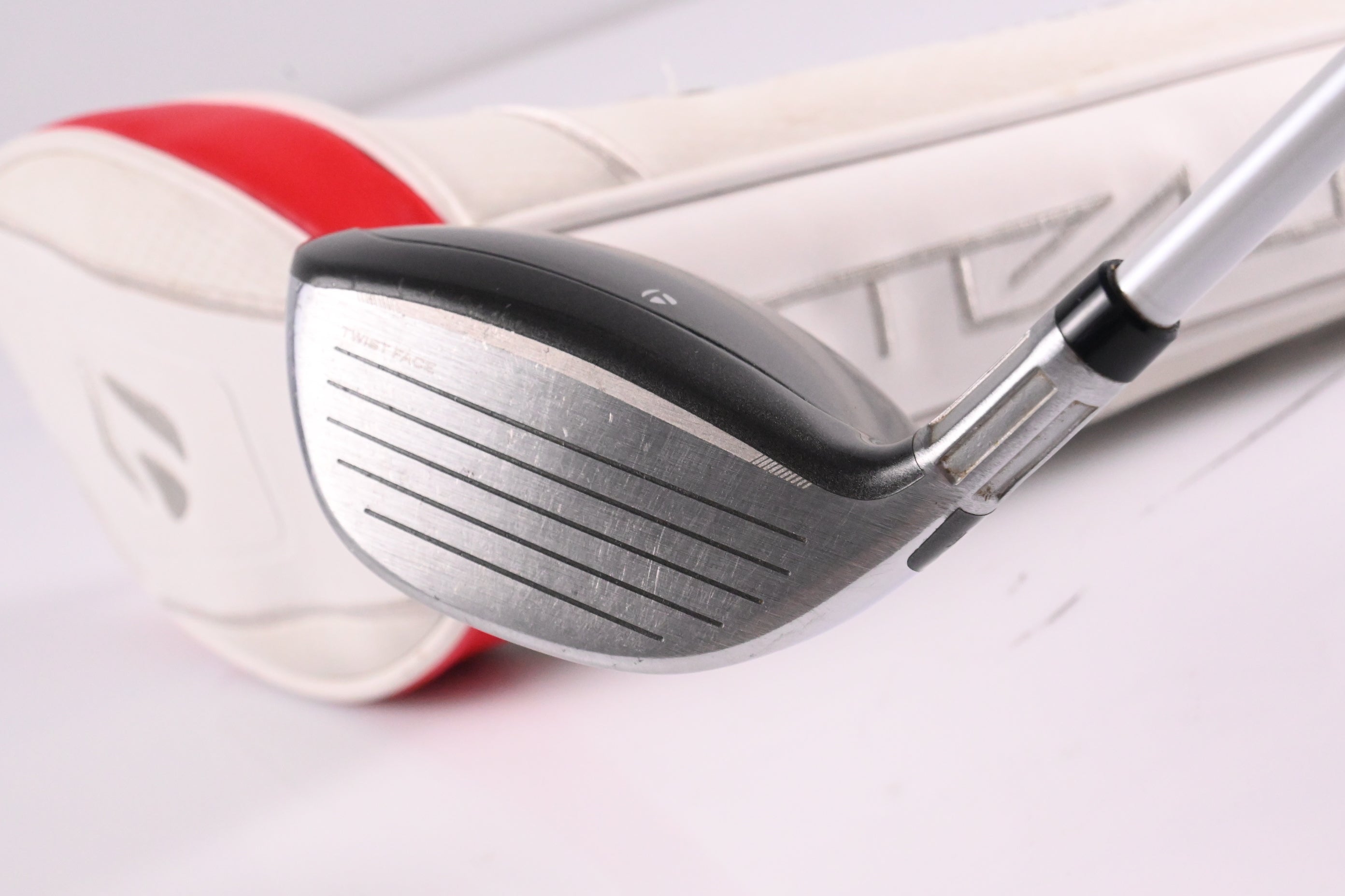 Ladies Taylormade Stealth #5 Wood / 19 Degree / Ladies Flex Aldila Ascent 45