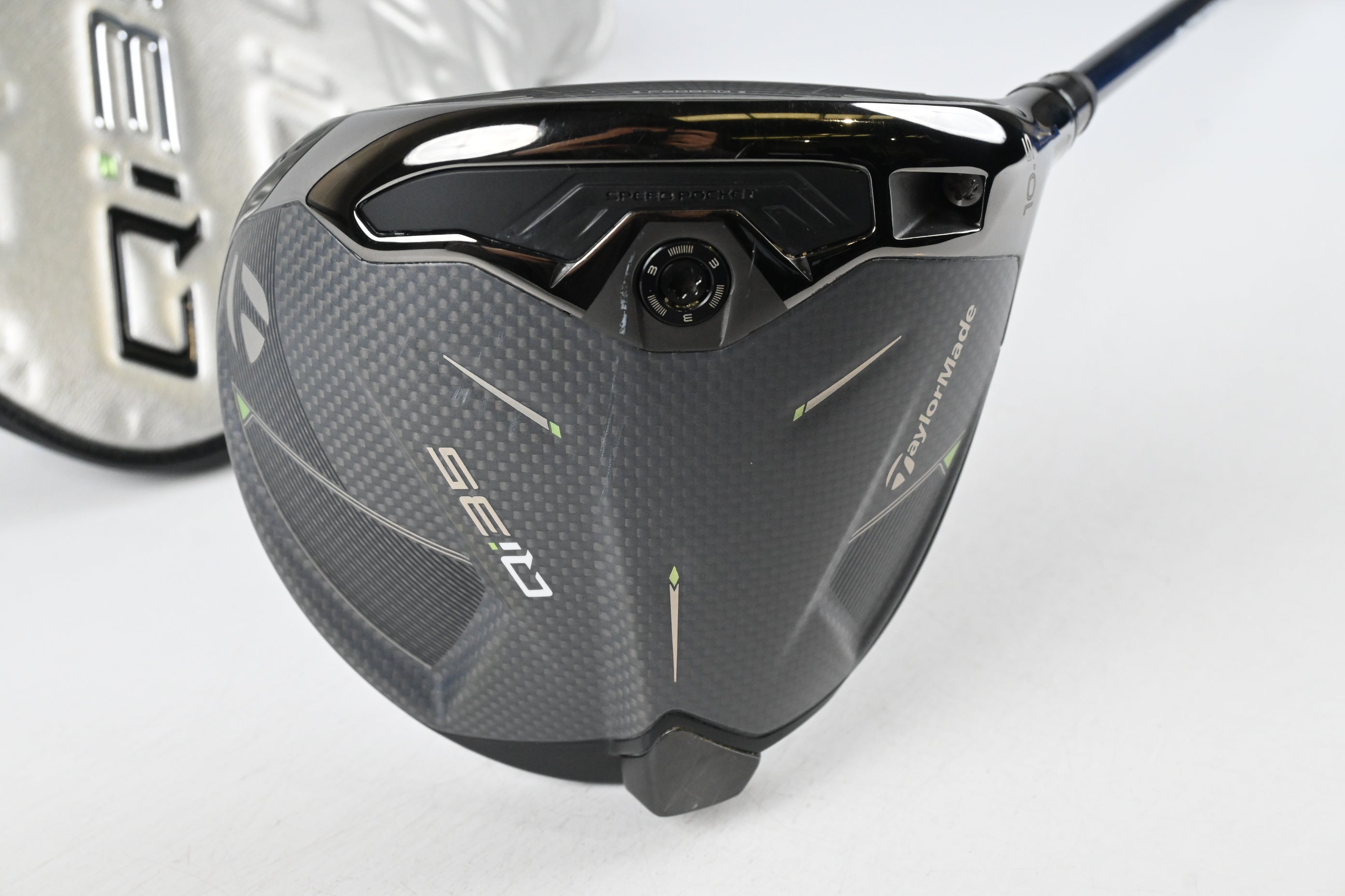 Taylormade Qi35 Driver / 10.5 Degree / X-Flex Ventus Blue 6 Velocore Shaft