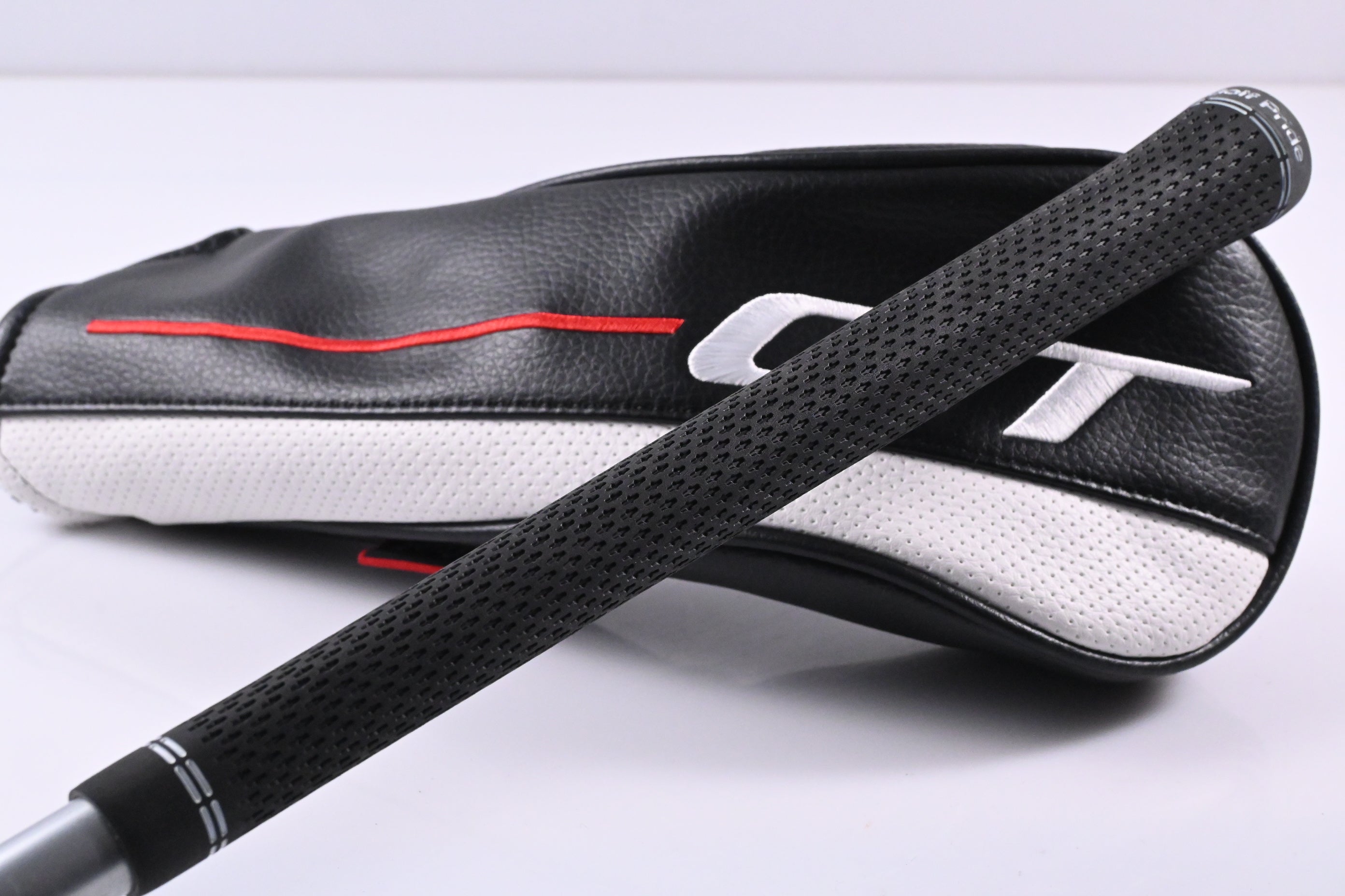 Titleist GT1 #5 Wood / 18 Degree / Regular Flex Fujikura Air Speeder 40 Shaft