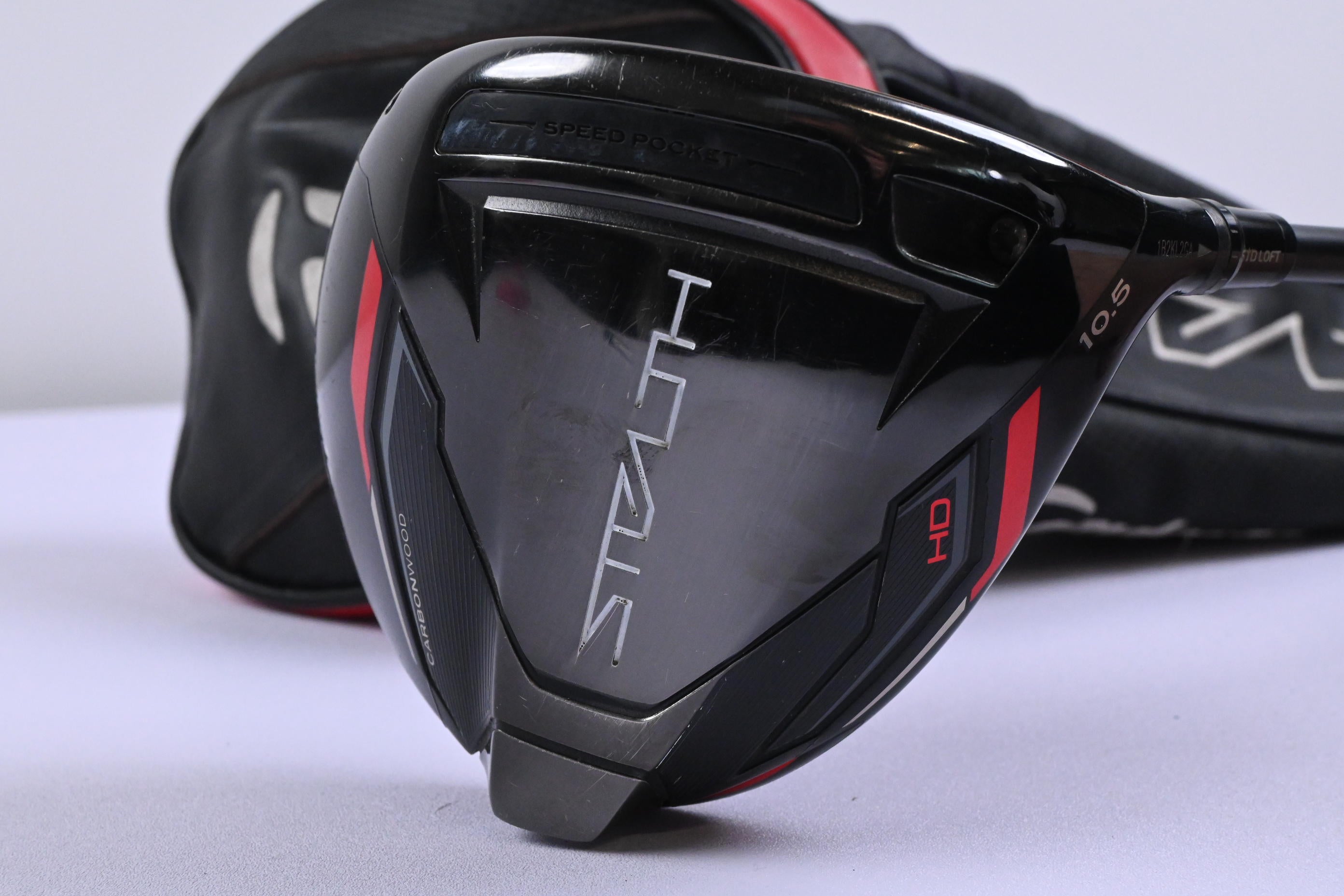 Taylormade Stealth HD Driver / 10.5 Degree / X-Flex HZRDUS Black 75 Shaft