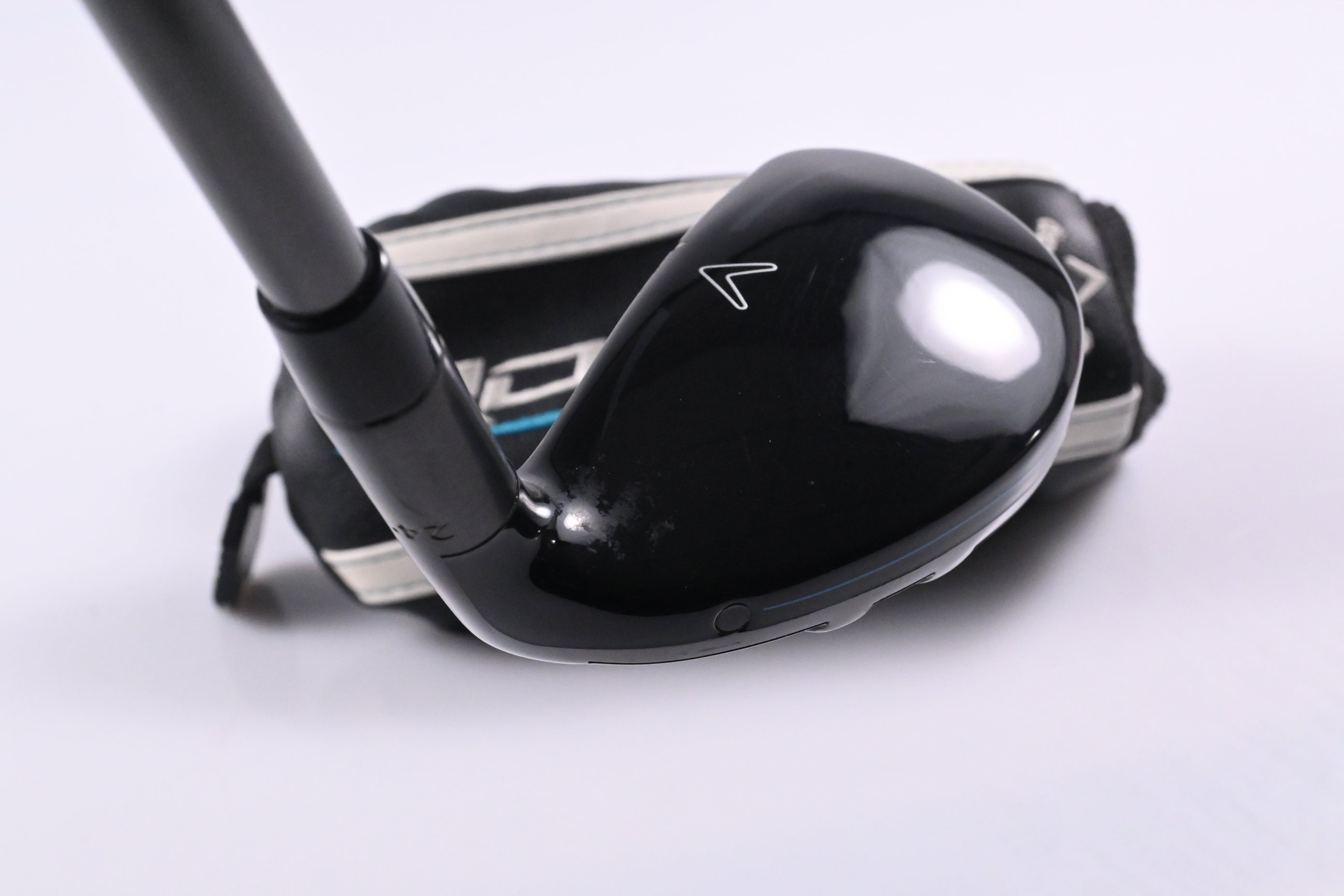 Callaway Rogue #5 Hybrid / 24 Degree / Regular Flex Aldila Synergy Blue 60 Shaft