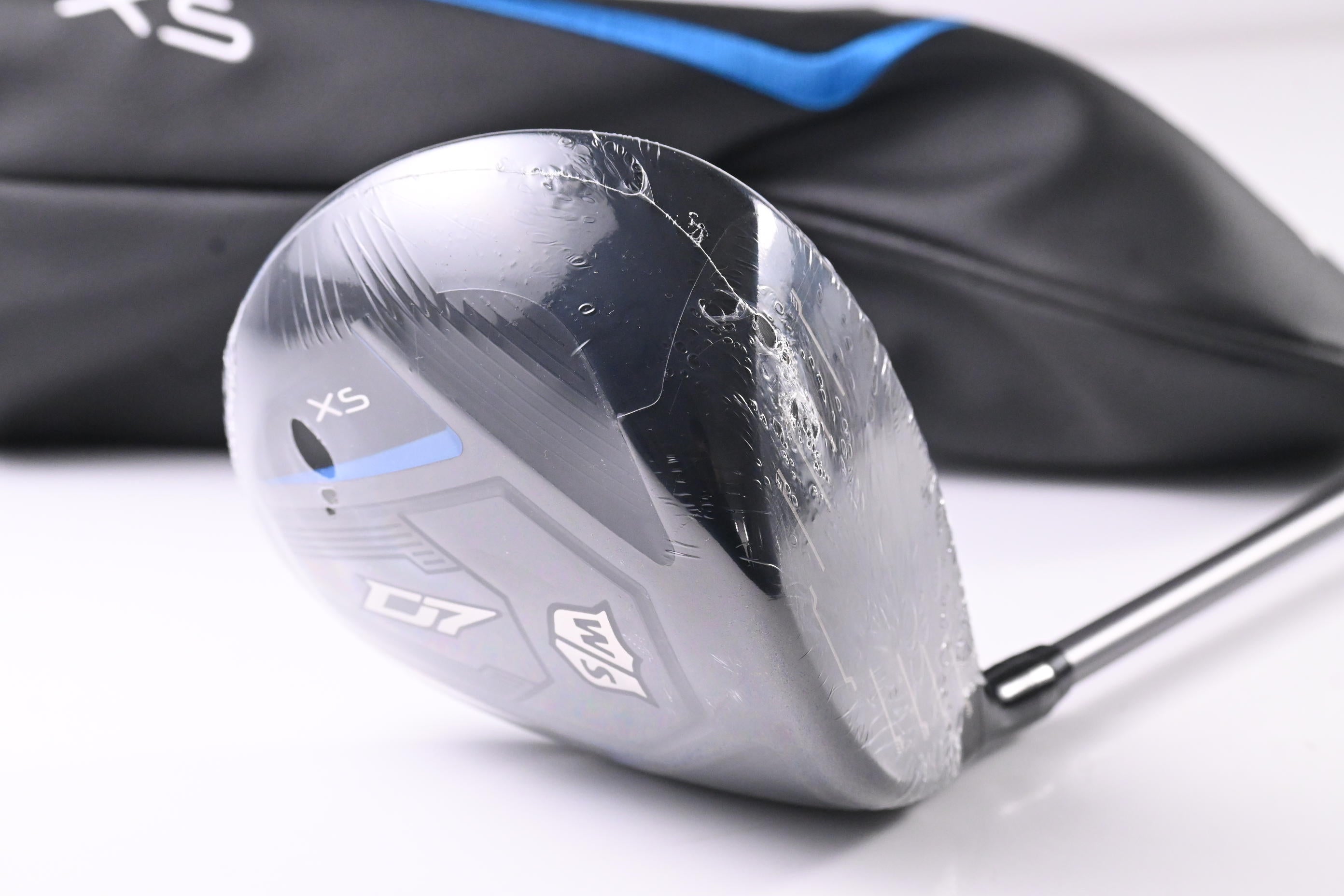 Wilson Staff D7 Driver / 10.5 Degree / Regular Flex UST Mamiya Helium Shaft